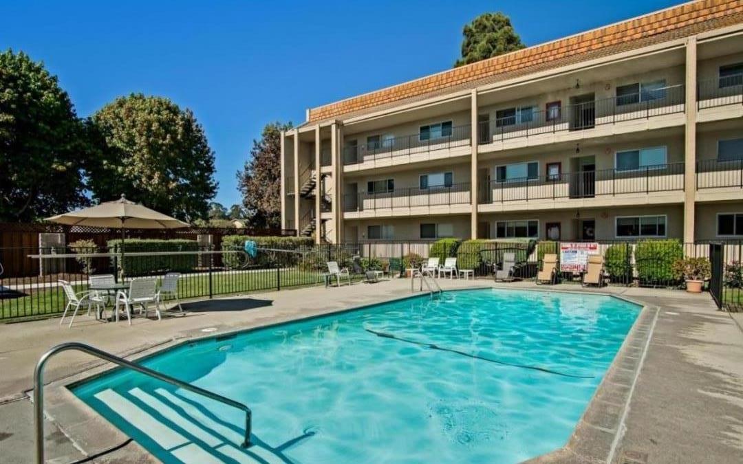 Detail Gallery Image 1 of 1 For 870 Park Ave #104,  Capitola,  CA 95010 - 3 Beds | 2 Baths