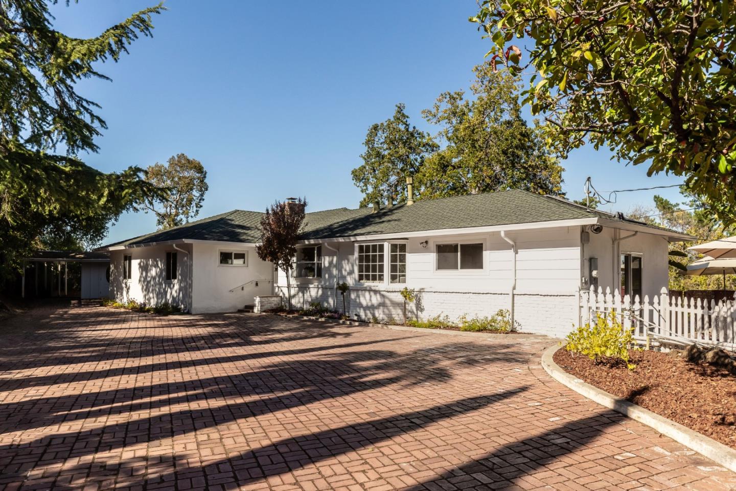 Detail Gallery Image 1 of 1 For 525 Outlook Dr, Los Altos,  CA 94024 - 3 Beds | 2/1 Baths