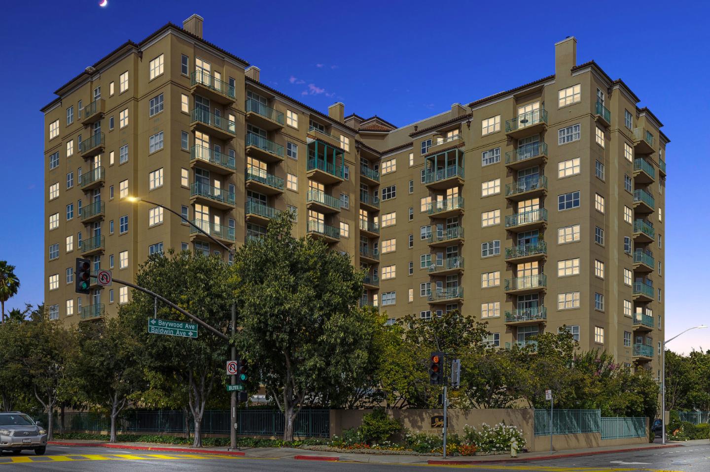 Detail Gallery Image 1 of 1 For 1 Baldwin Ave #810,  San Mateo,  CA 94401 - 2 Beds | 2 Baths