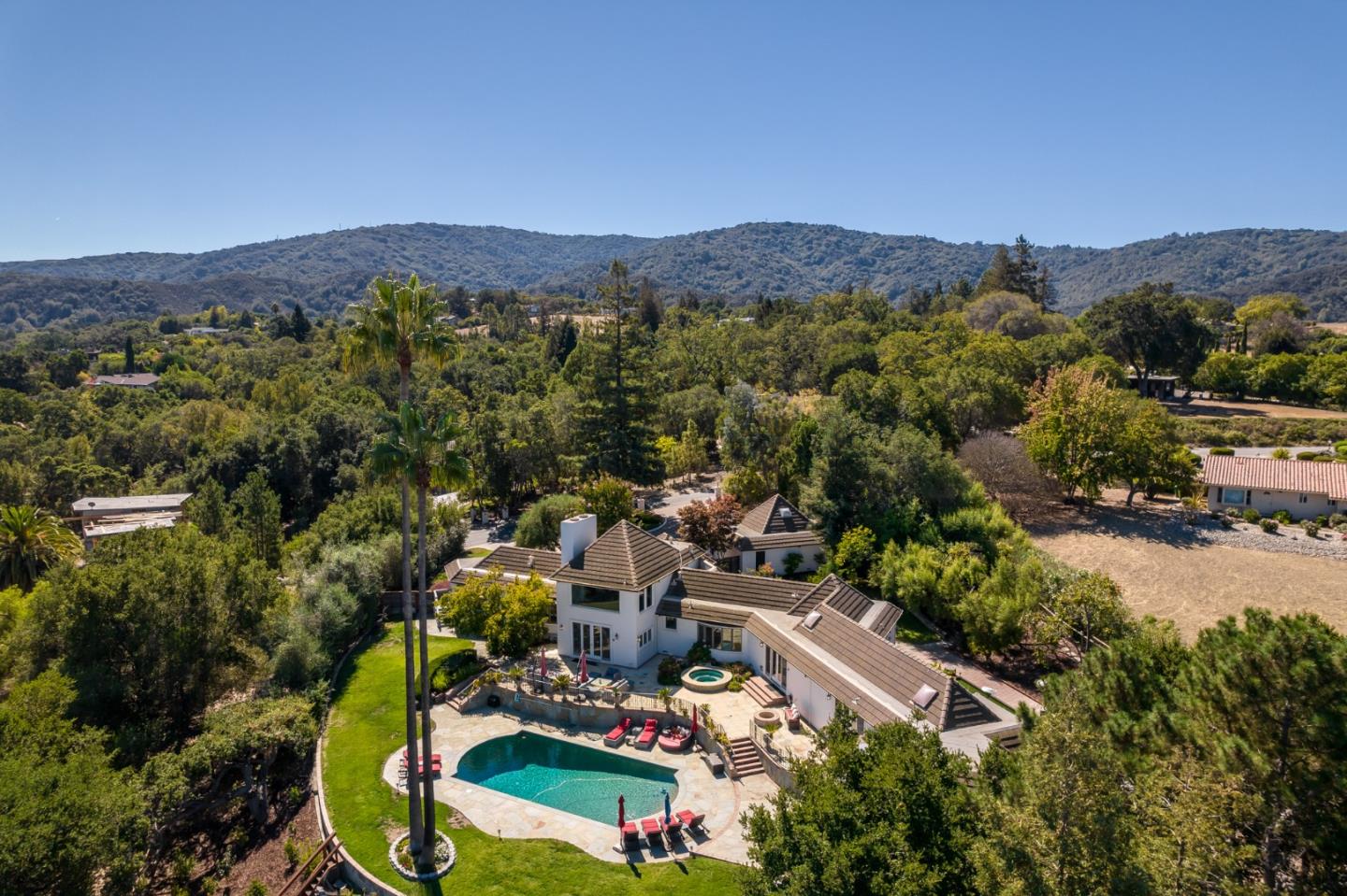 Detail Gallery Image 1 of 1 For 26937 Almaden Ct, Los Altos Hills,  CA 94022 - 5 Beds | 5/1 Baths