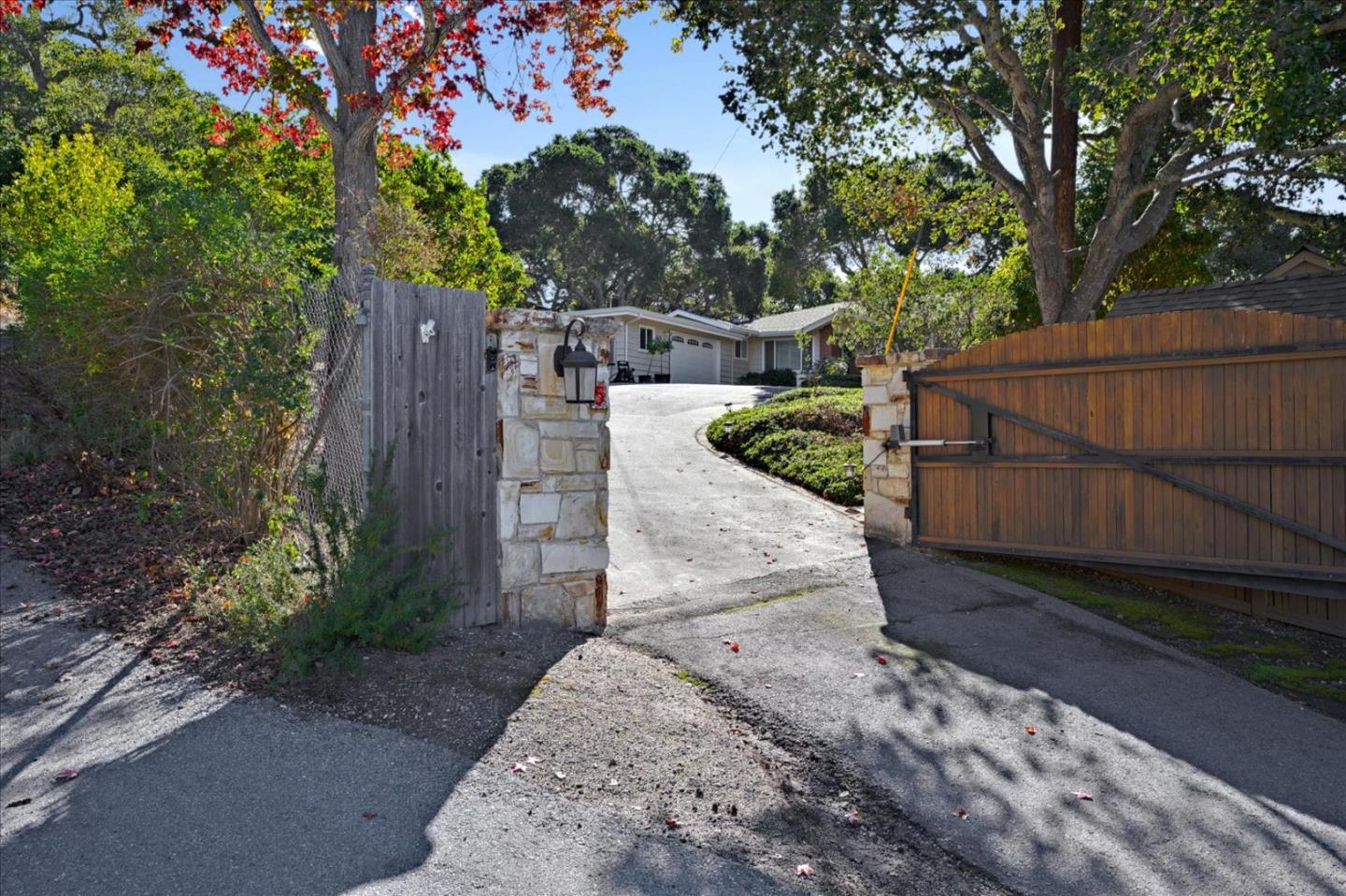 Detail Gallery Image 1 of 1 For 5 Deer Meadow Pl, Carmel Valley,  CA 93924 - 4 Beds | 3 Baths