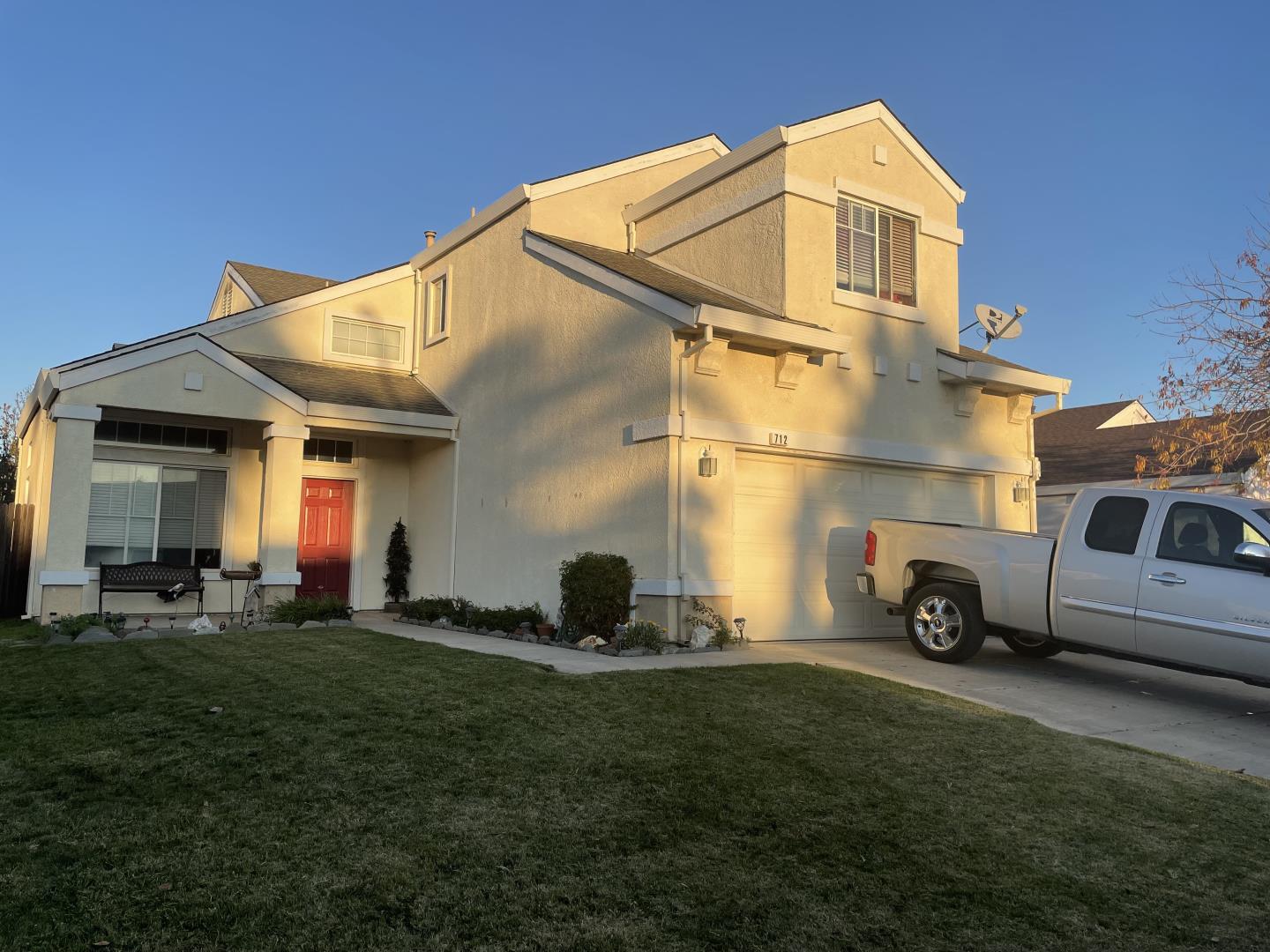 Detail Gallery Image 1 of 1 For 712 Allender Way, Rio Vista,  CA 94571 - 4 Beds | 2/1 Baths