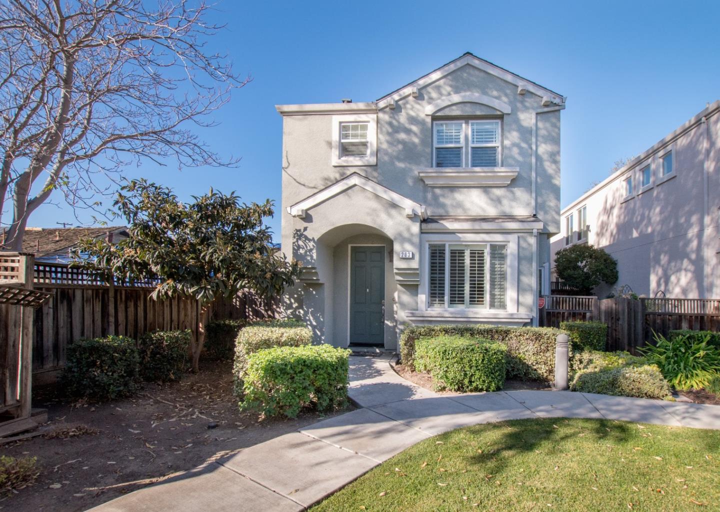 Detail Gallery Image 1 of 1 For 203 Sedona Pl, San Jose,  CA 95116 - 4 Beds | 2/1 Baths