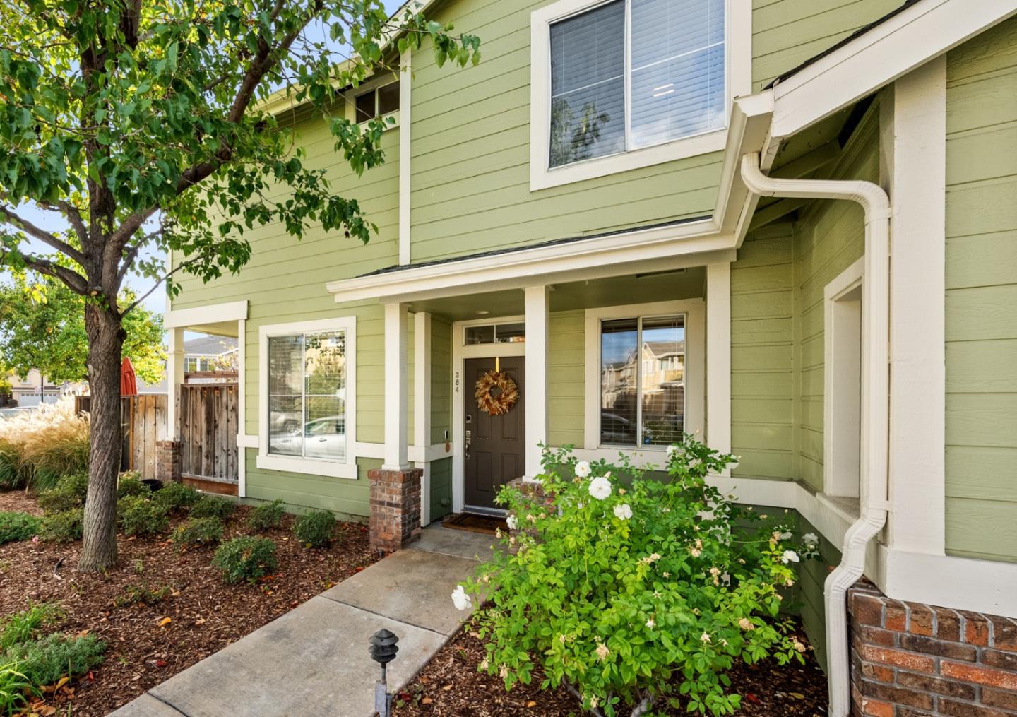 Detail Gallery Image 1 of 1 For 384 Castlemaine Ct, San Jose,  CA 95136 - 3 Beds | 2/1 Baths