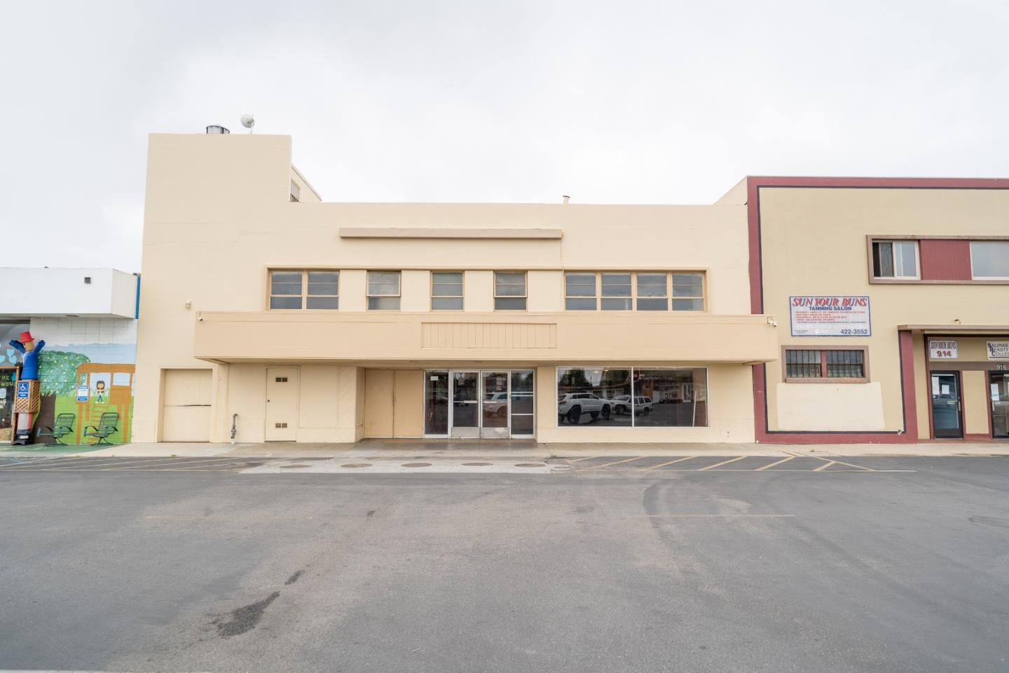 Detail Gallery Image 2 of 44 For 910 S Main St, Salinas,  CA 93901 - – Beds | – Baths