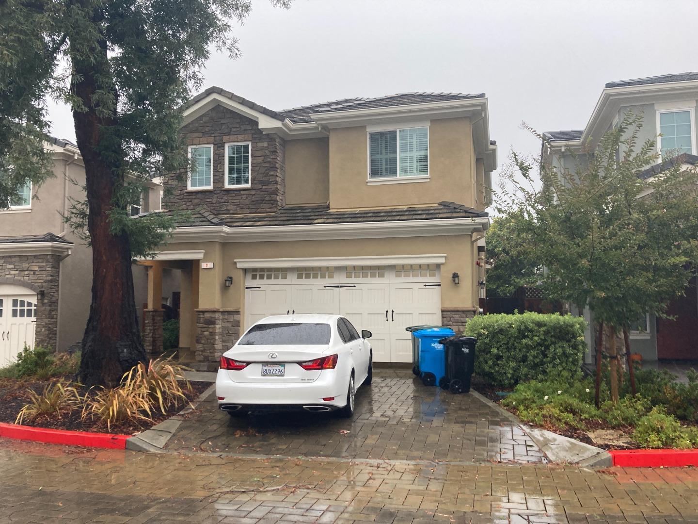 7 Kentfield Ct, Redwood City