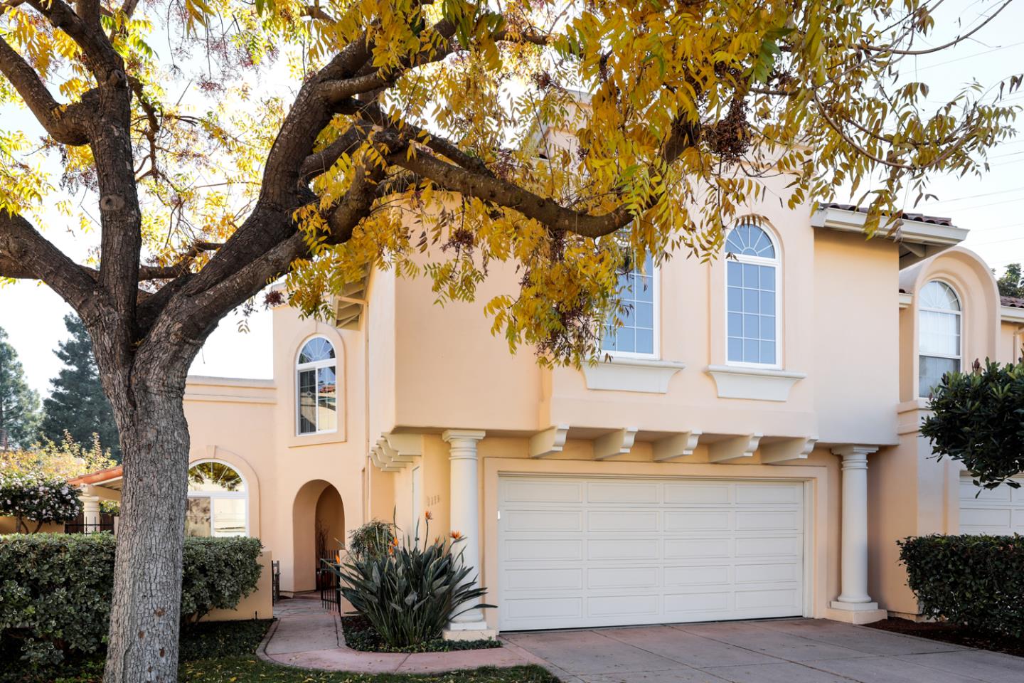 Detail Gallery Image 1 of 1 For 1111 Ana Privada, Mountain View,  CA 94040 - 4 Beds | 2/1 Baths