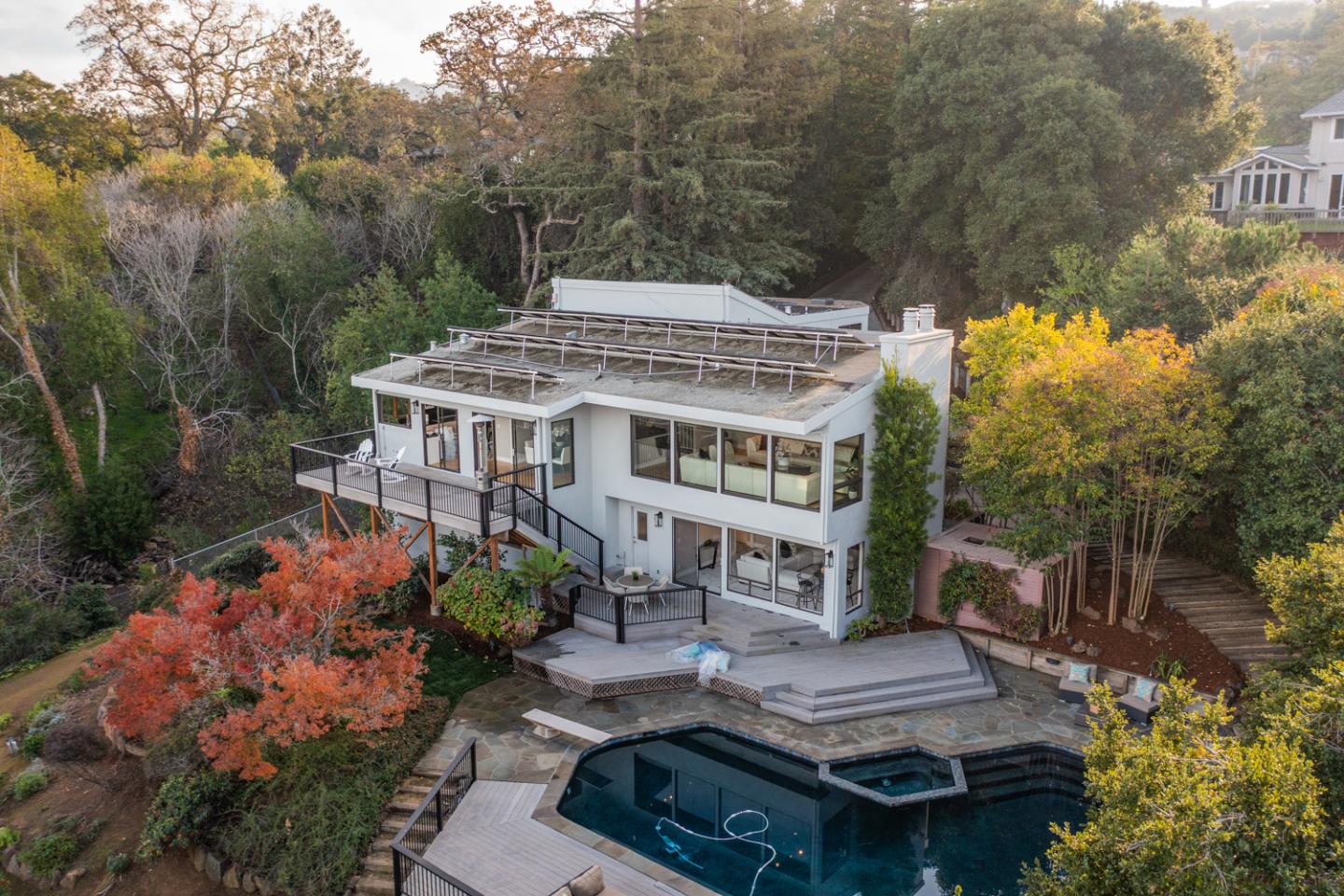 Detail Gallery Image 1 of 1 For 10669 Magdalena Rd, Los Altos Hills,  CA 94024 - 5 Beds | 3/1 Baths