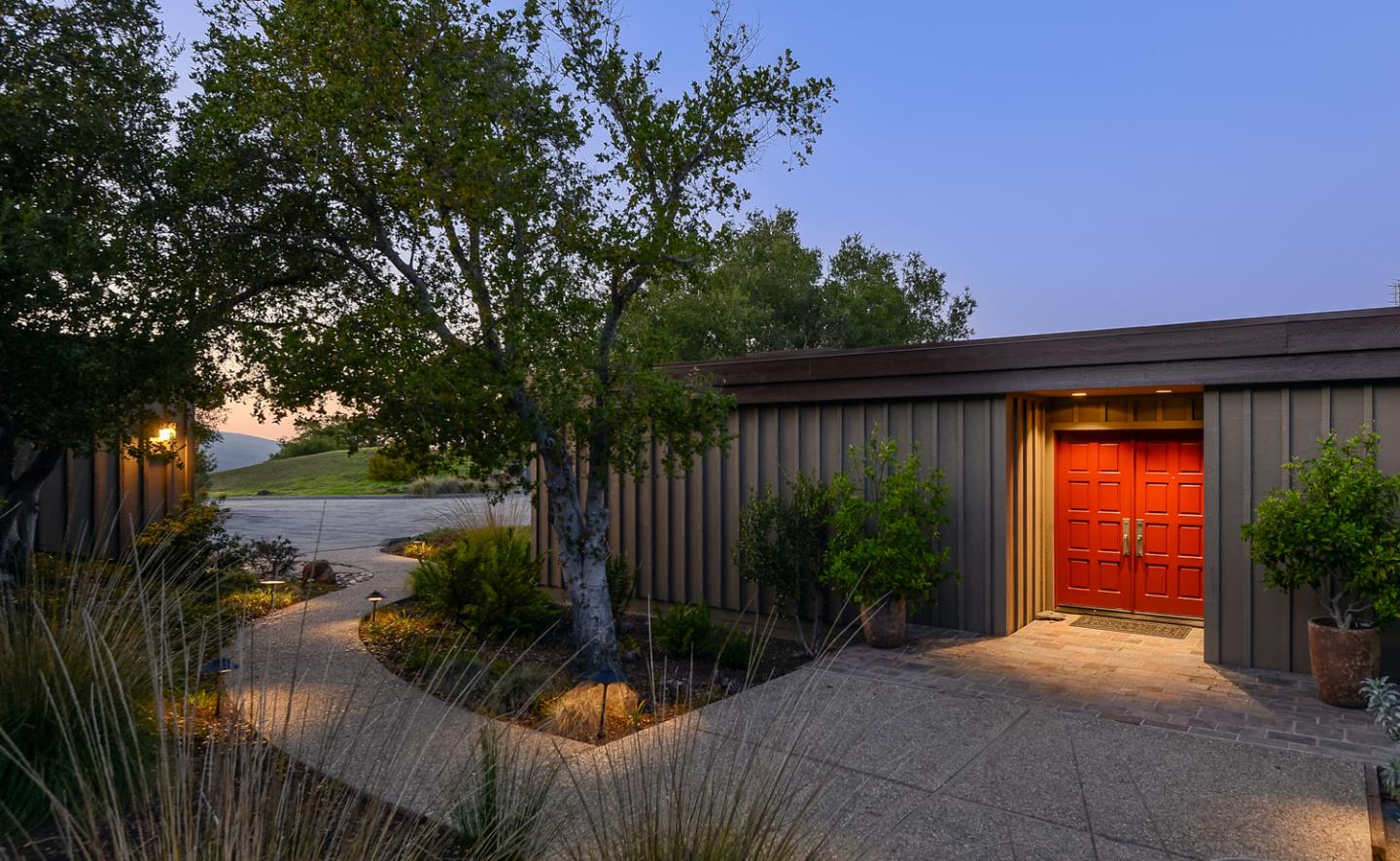 Detail Gallery Image 1 of 1 For 3 Horseshoe Bnd, Portola Valley,  CA 94028 - 4 Beds | 4 Baths