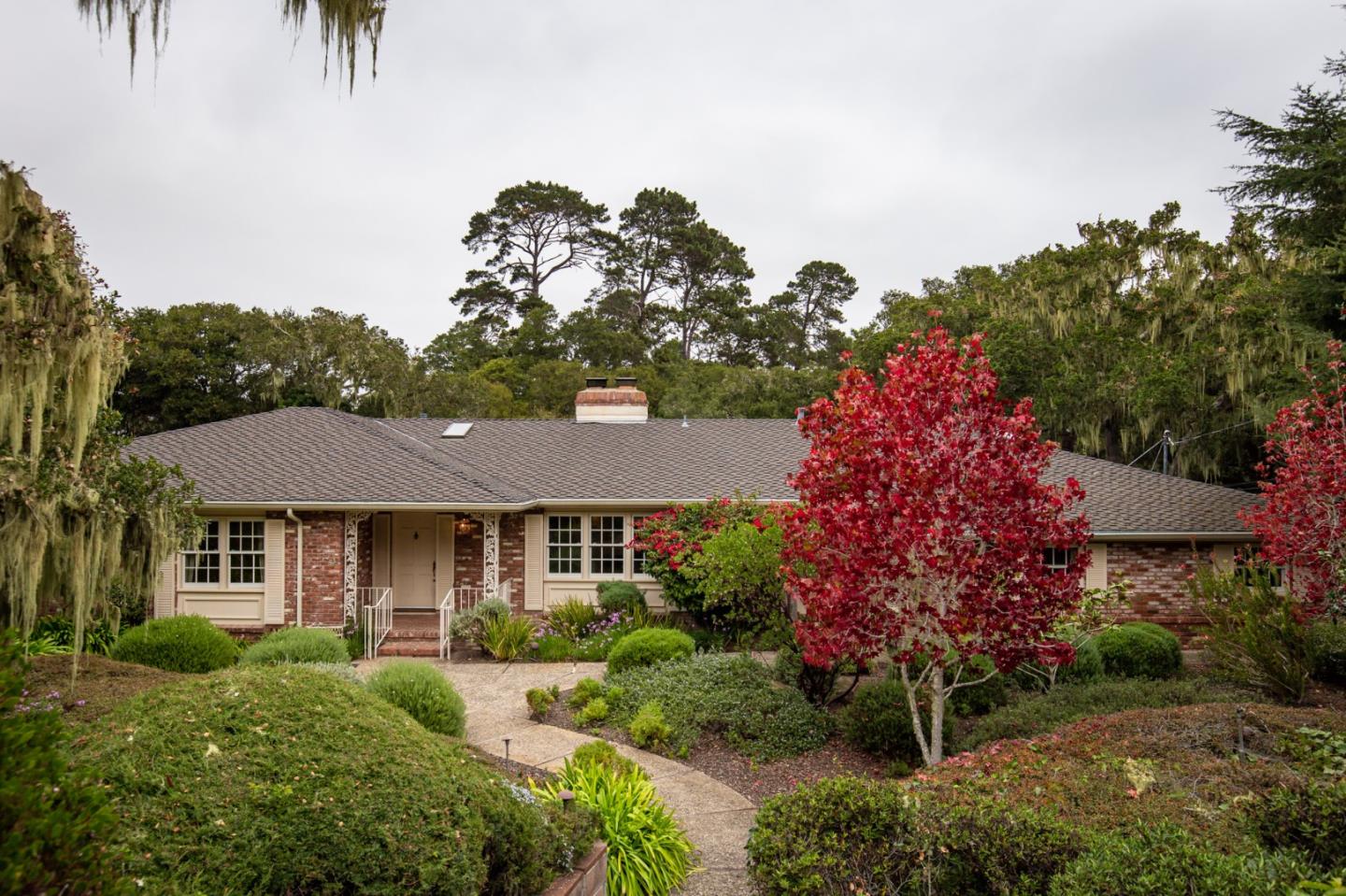 Detail Gallery Image 1 of 1 For 1481 Manor Pl, Monterey,  CA 93940 - 6 Beds | 4/1 Baths