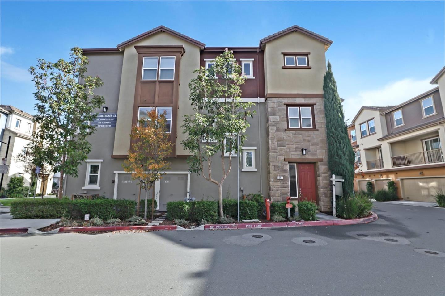 Detail Gallery Image 1 of 1 For 1592 Bleecker St, Milpitas,  CA 95035 - 2 Beds | 2/1 Baths