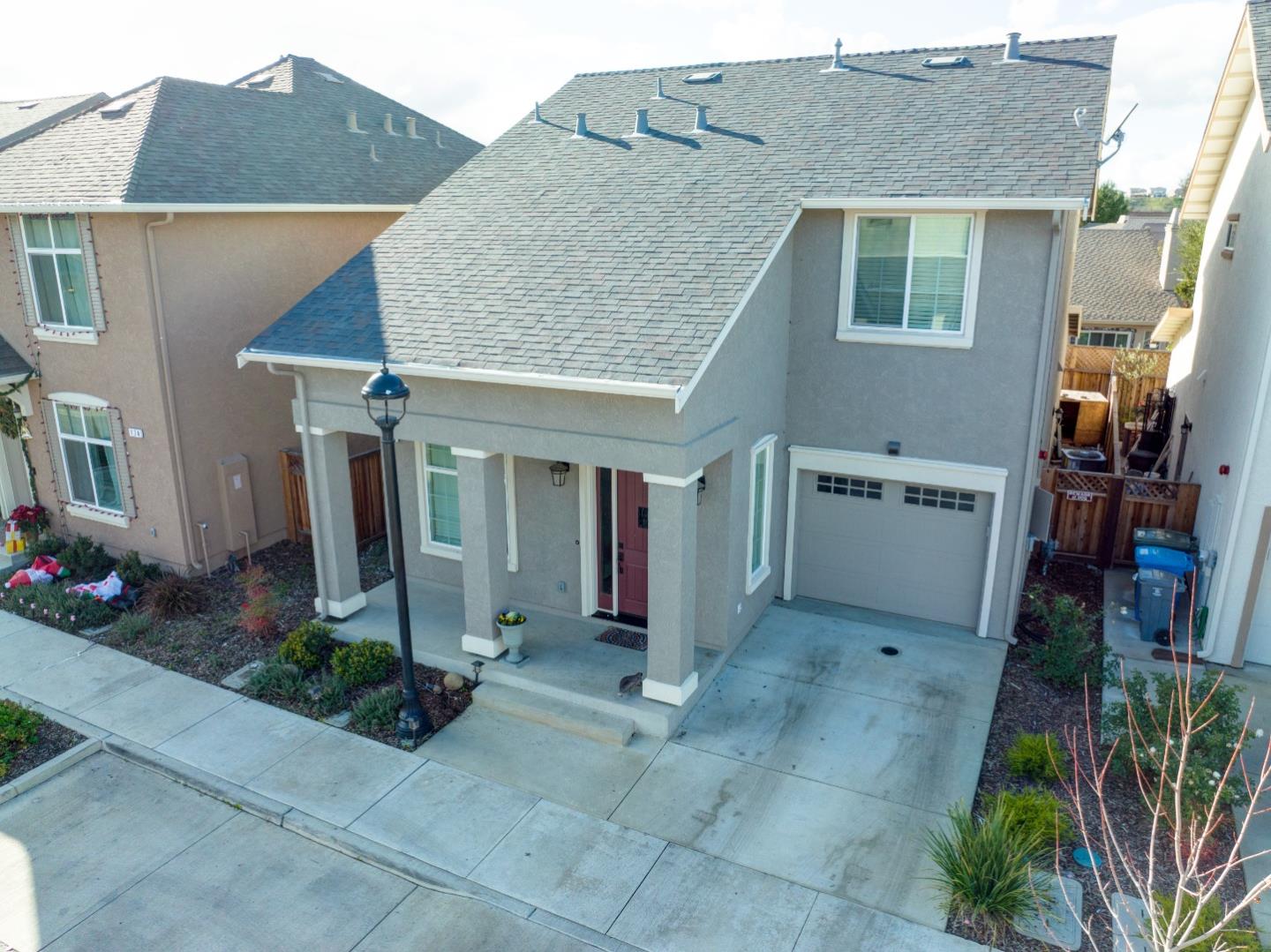 Detail Gallery Image 1 of 1 For 178 Springtime Cir, Hollister,  CA 95023 - 3 Beds | 2/1 Baths