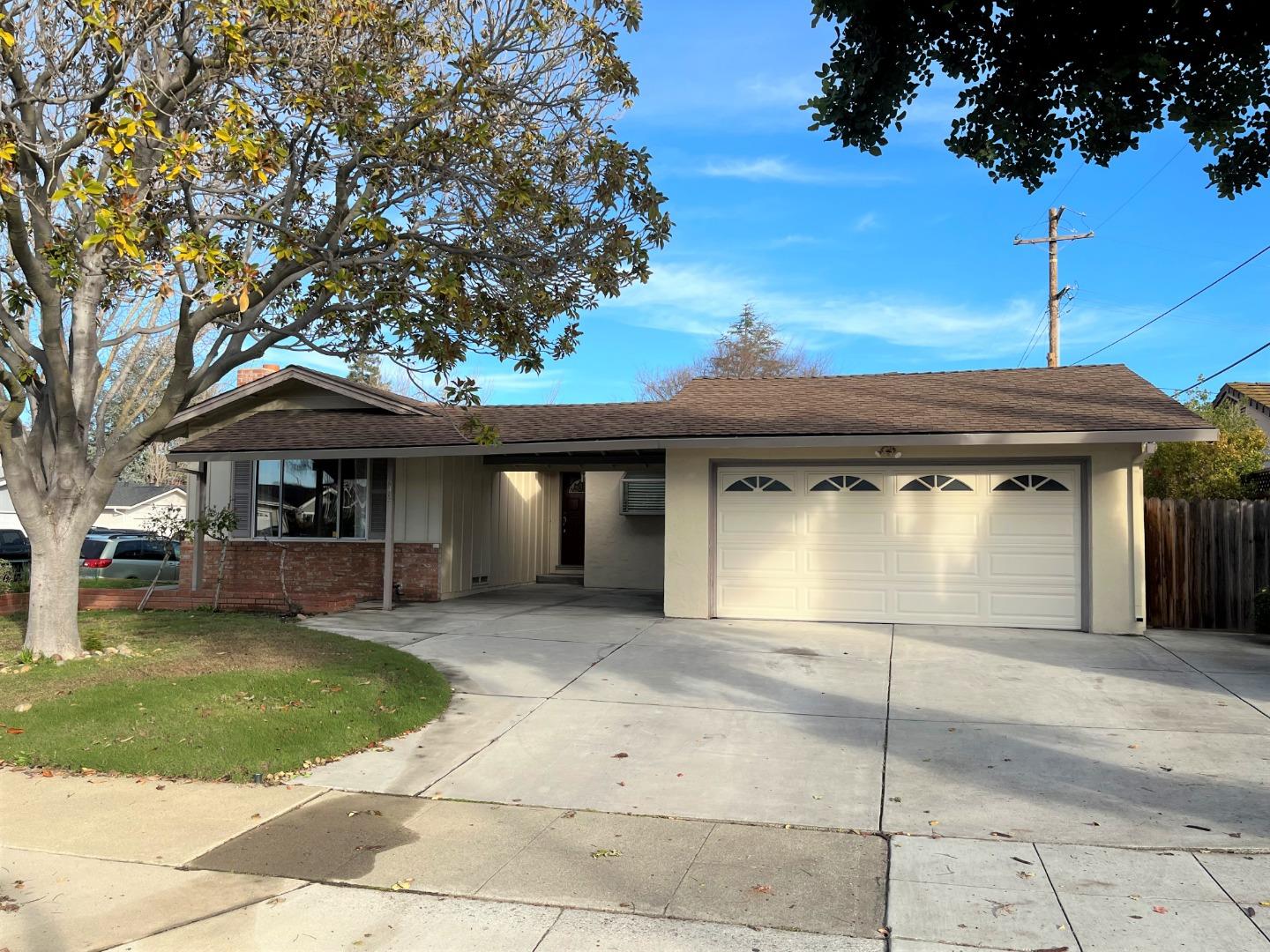 Detail Gallery Image 1 of 1 For 842 Oracle Oak Pl, Sunnyvale,  CA 94086 - 3 Beds | 2 Baths