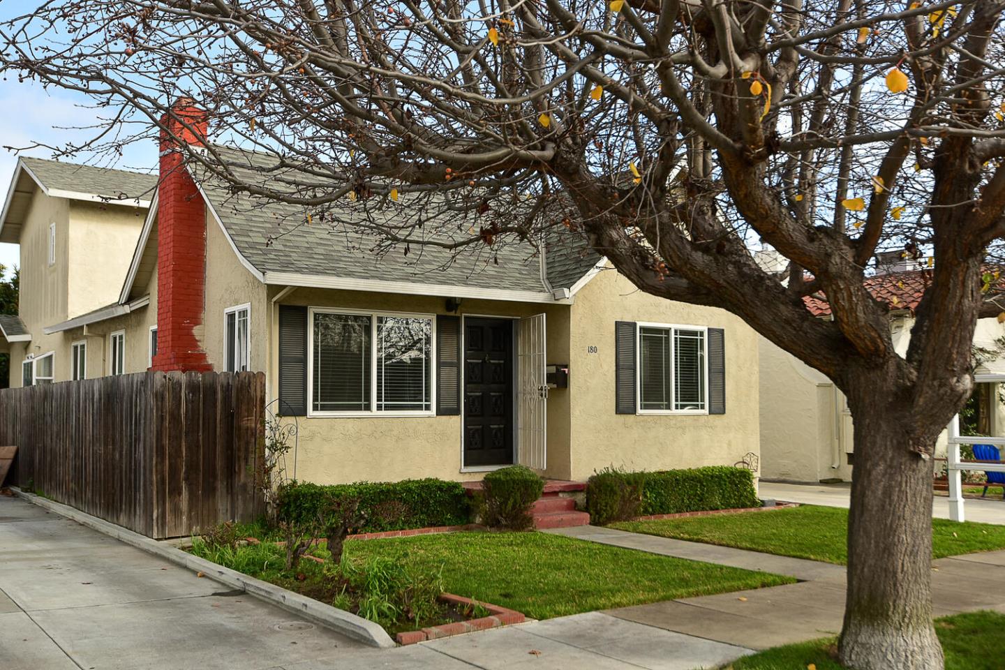 Detail Gallery Image 1 of 1 For 180 N 26th St, San Jose,  CA 95116 - 4 Beds | 2/1 Baths