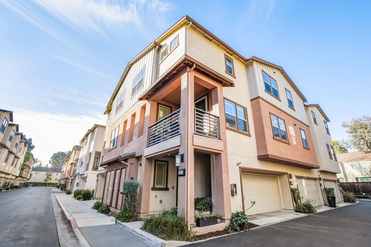 Detail Gallery Image 1 of 1 For 2931 via Roma Pl #21,  Santa Clara,  CA 95051 - 2 Beds | 2/1 Baths