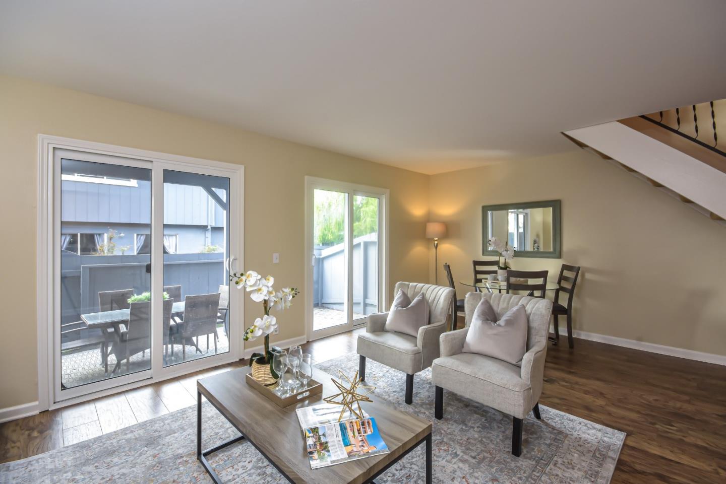 Detail Gallery Image 1 of 1 For 1038 Suzanne Ct, Half Moon Bay,  CA 94019 - 3 Beds | 1/1 Baths