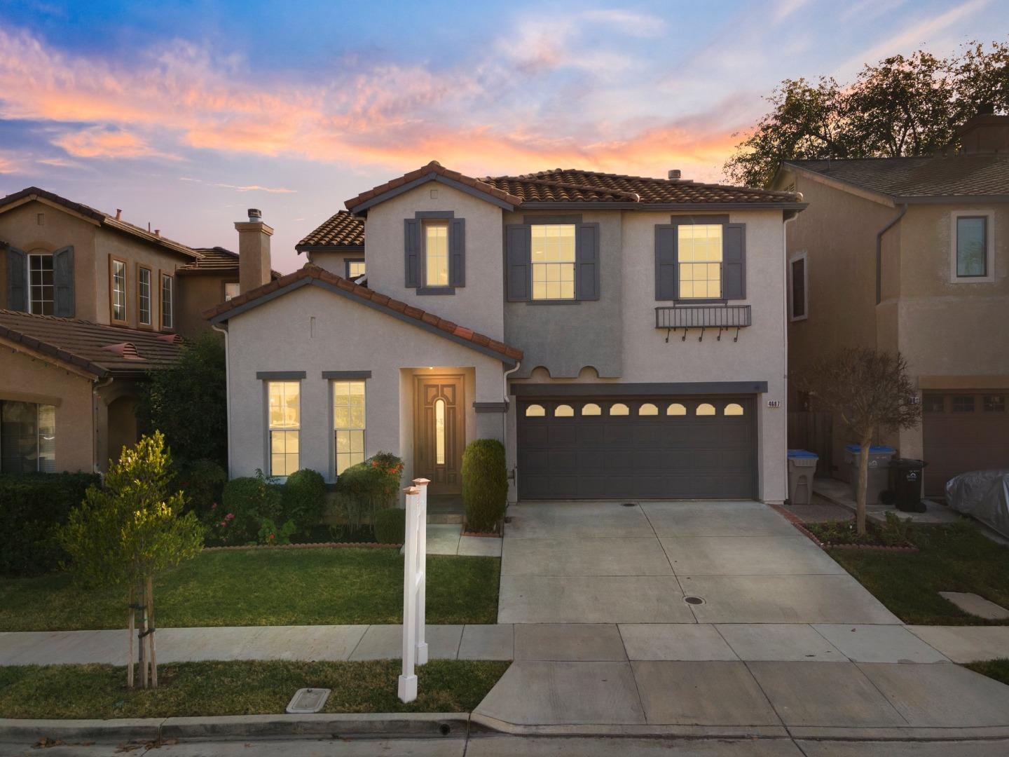 Detail Gallery Image 1 of 1 For 4687 La Crescent Loop, San Jose,  CA 95136 - 3 Beds | 2/1 Baths