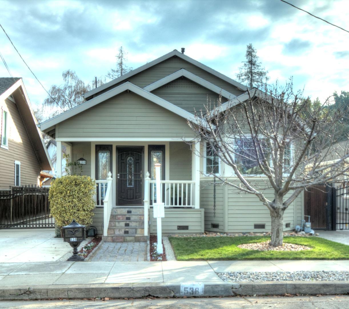 Detail Gallery Image 1 of 1 For 538 Brooks Ave, San Jose,  CA 95125 - 5 Beds | 4 Baths