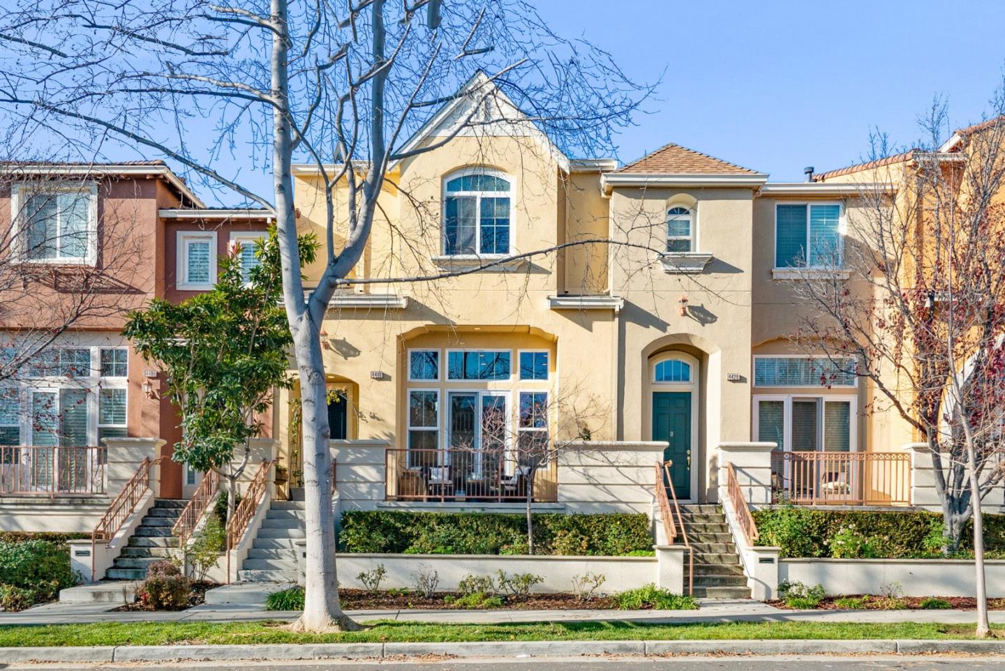 Detail Gallery Image 1 of 1 For 4410 Rivermark Pkwy, Santa Clara,  CA 95054 - 3 Beds | 2/1 Baths