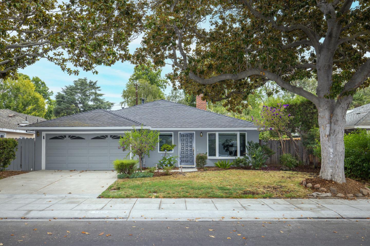 Detail Gallery Image 1 of 1 For 586 Greer Rd, Palo Alto,  CA 94303 - 3 Beds | 2 Baths