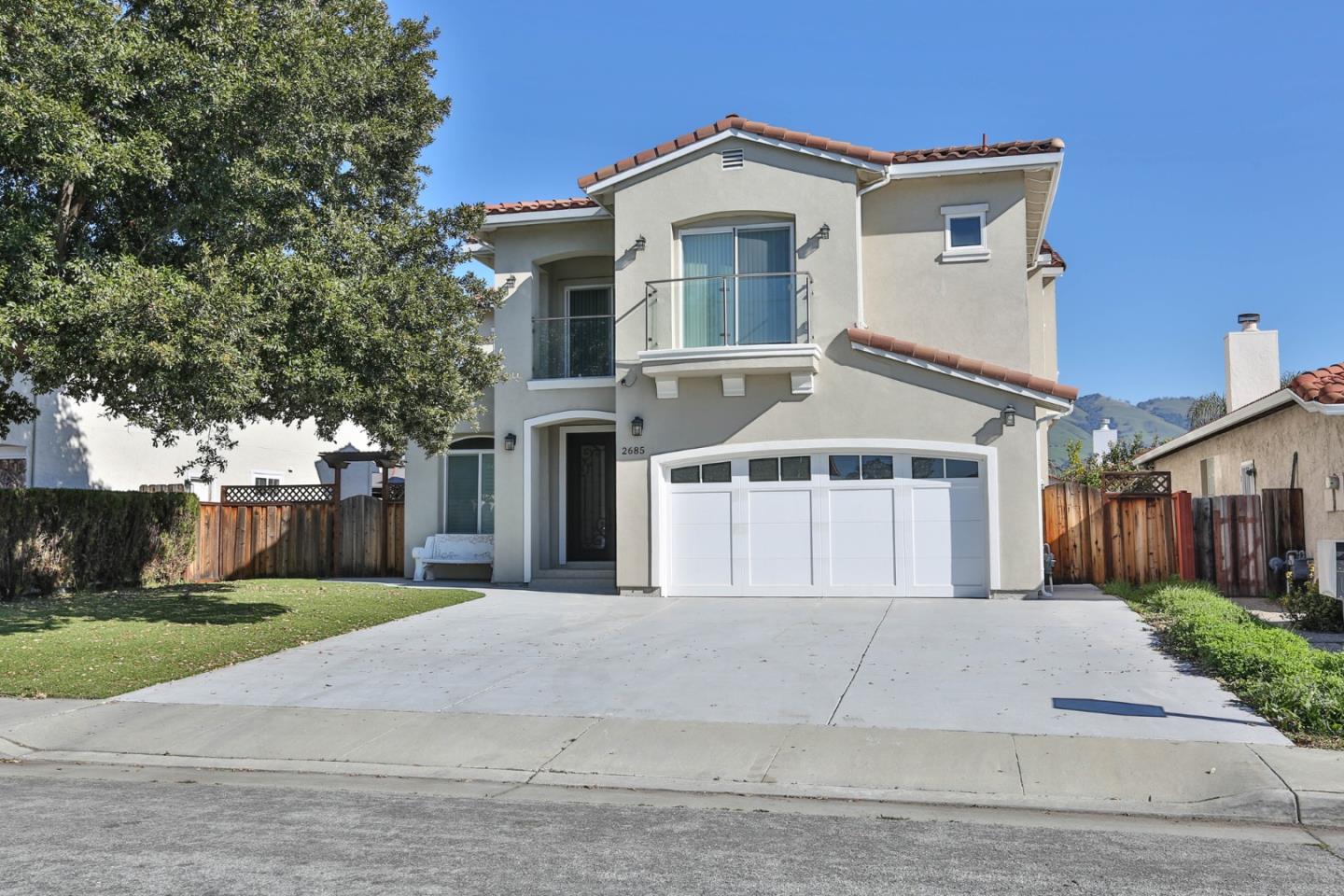 Detail Gallery Image 1 of 1 For 2685 Glen Elk Ct, San Jose,  CA 95148 - 5 Beds | 4 Baths