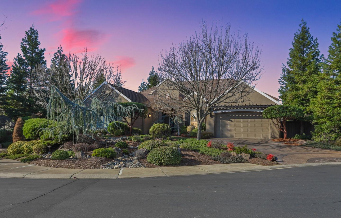 Detail Gallery Image 1 of 1 For 8613 Eagle Creek Ct, Roseville,  CA 95747 - 4 Beds | 3 Baths