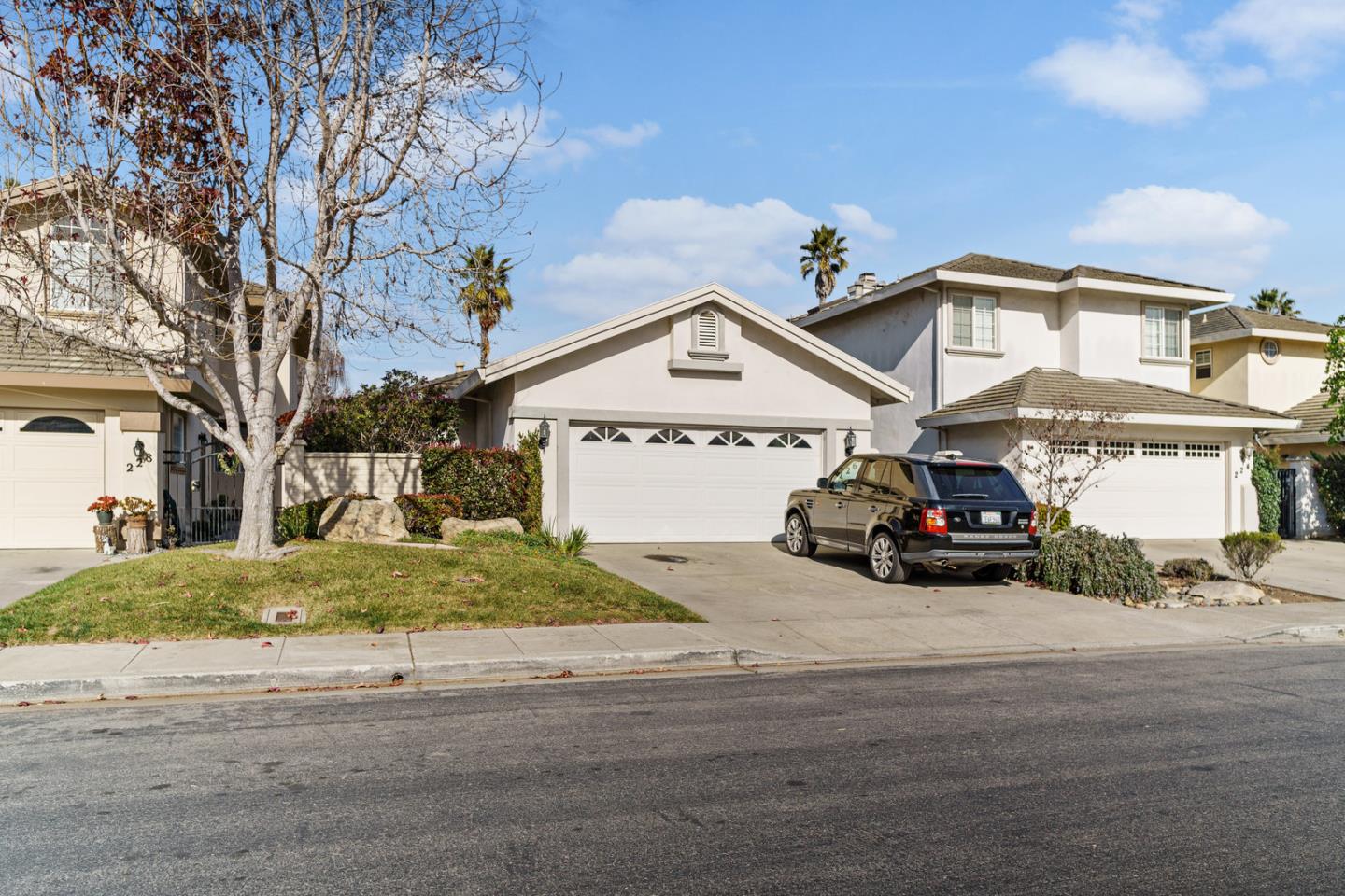 Detail Gallery Image 1 of 1 For 226 Montclair Ln, Salinas,  CA 93906 - 2 Beds | 2 Baths