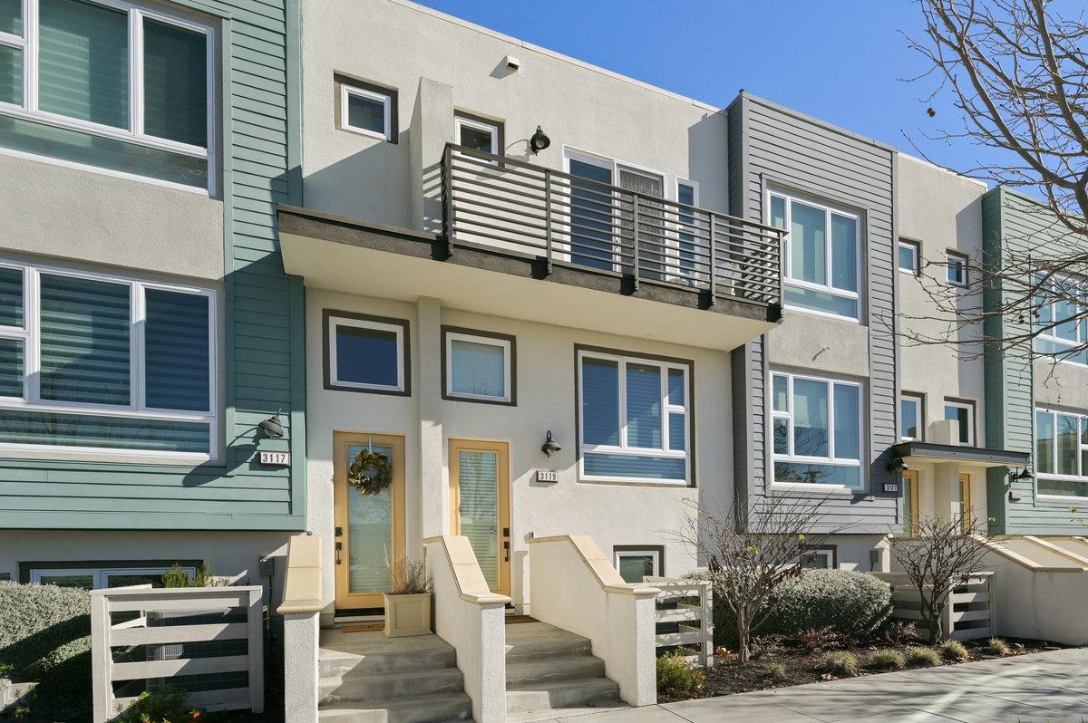 Detail Gallery Image 1 of 1 For 3119 S Delaware St, San Mateo,  CA 94403 - 2 Beds | 2/1 Baths