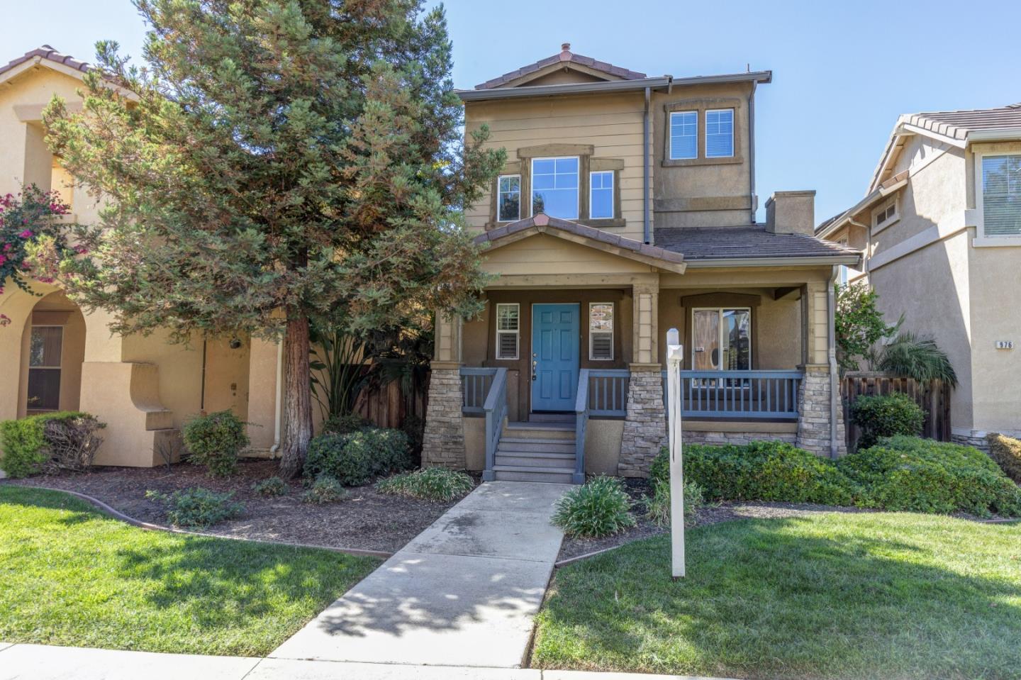 Detail Gallery Image 1 of 1 For 974 Whitehall Ln, Brentwood,  CA 94513 - 3 Beds | 2/1 Baths