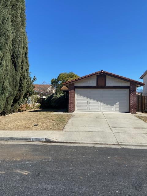 Detail Gallery Image 1 of 1 For 2834 White Acres Dr, San Jose,  CA 95148 - 3 Beds | 1 Baths