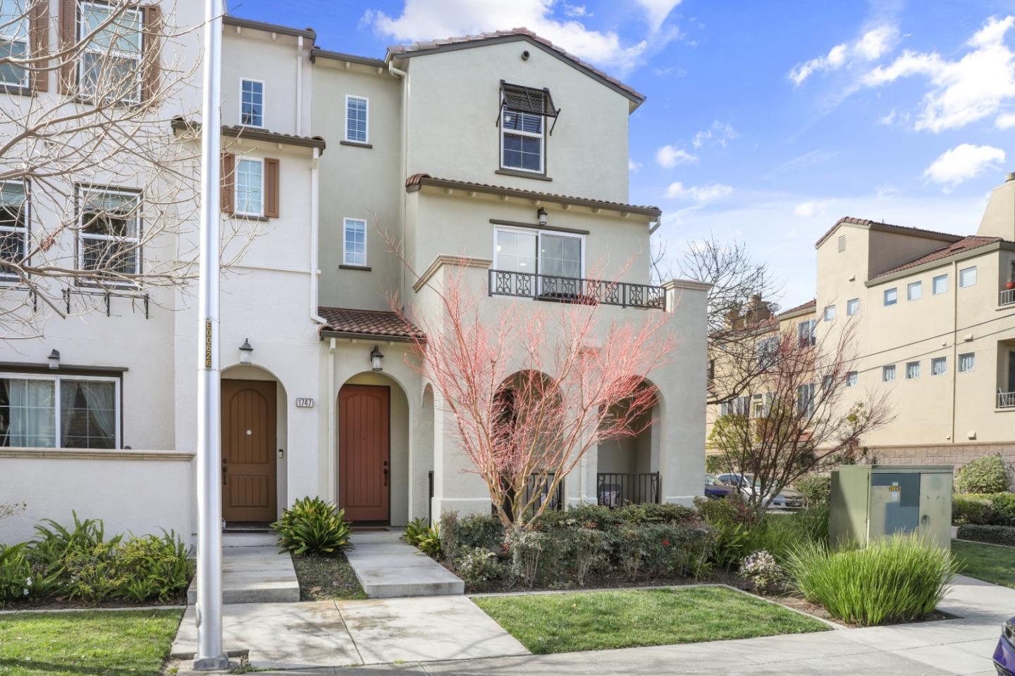 Detail Gallery Image 1 of 1 For 1749 Hillebrant Pl, Santa Clara,  CA 95050 - 3 Beds | 3/1 Baths