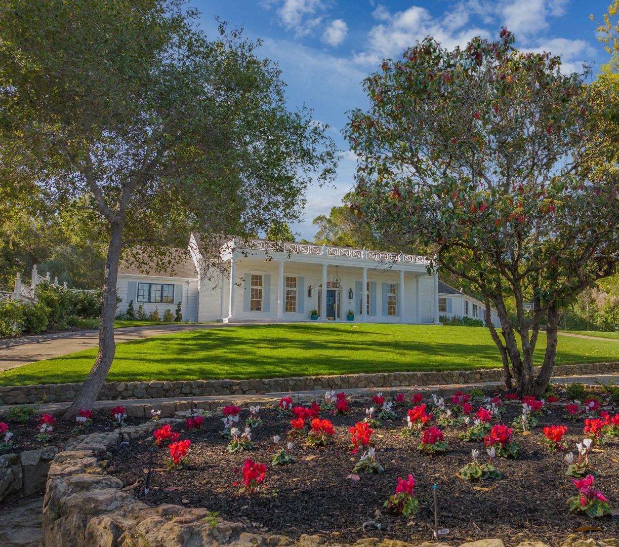 Detail Gallery Image 1 of 1 For 18821 Blythswood Dr, Los Gatos,  CA 95030 - 5 Beds | 3/1 Baths