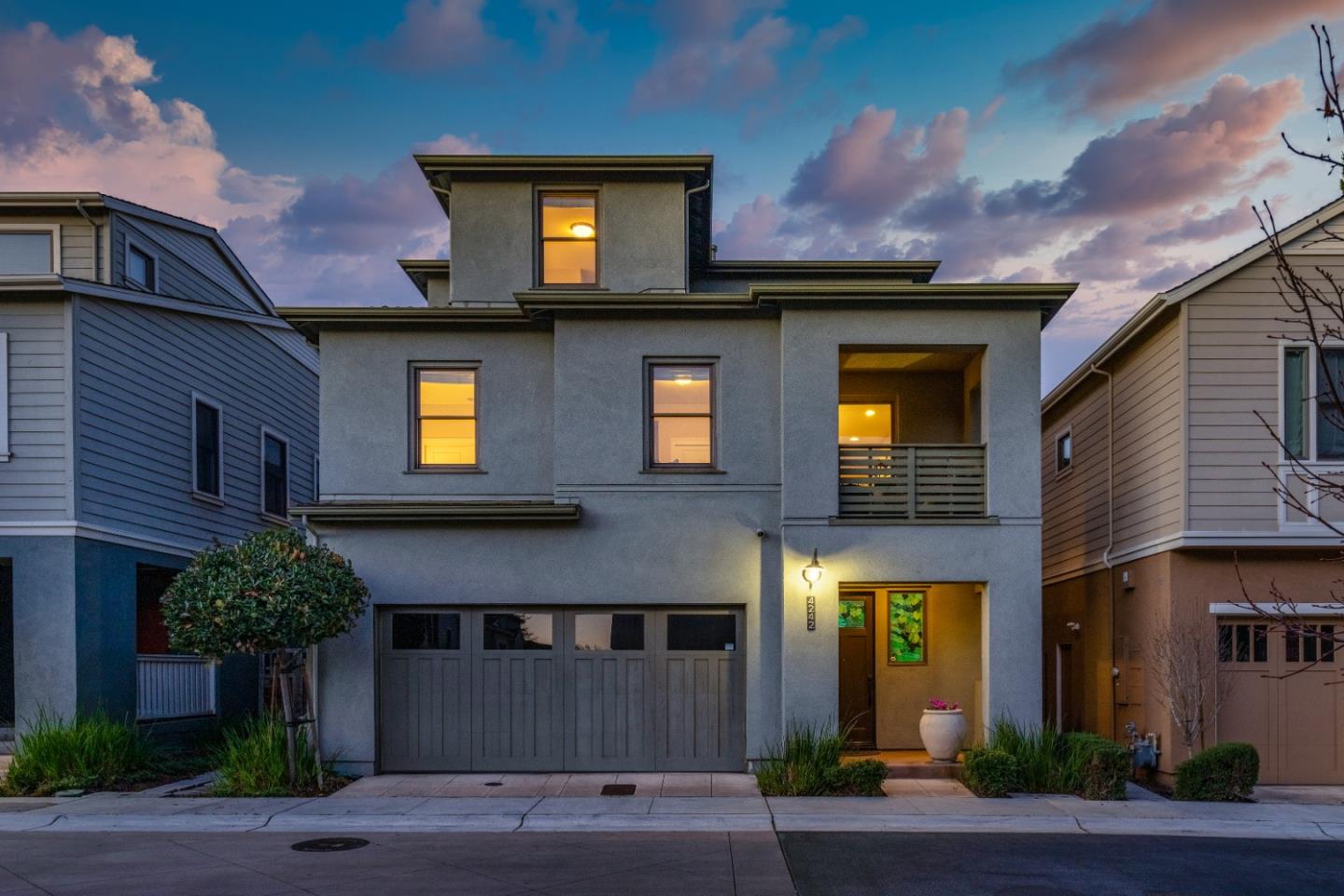 Detail Gallery Image 1 of 1 For 4242 Noble St, Palo Alto,  CA 94306 - 4 Beds | 3/1 Baths