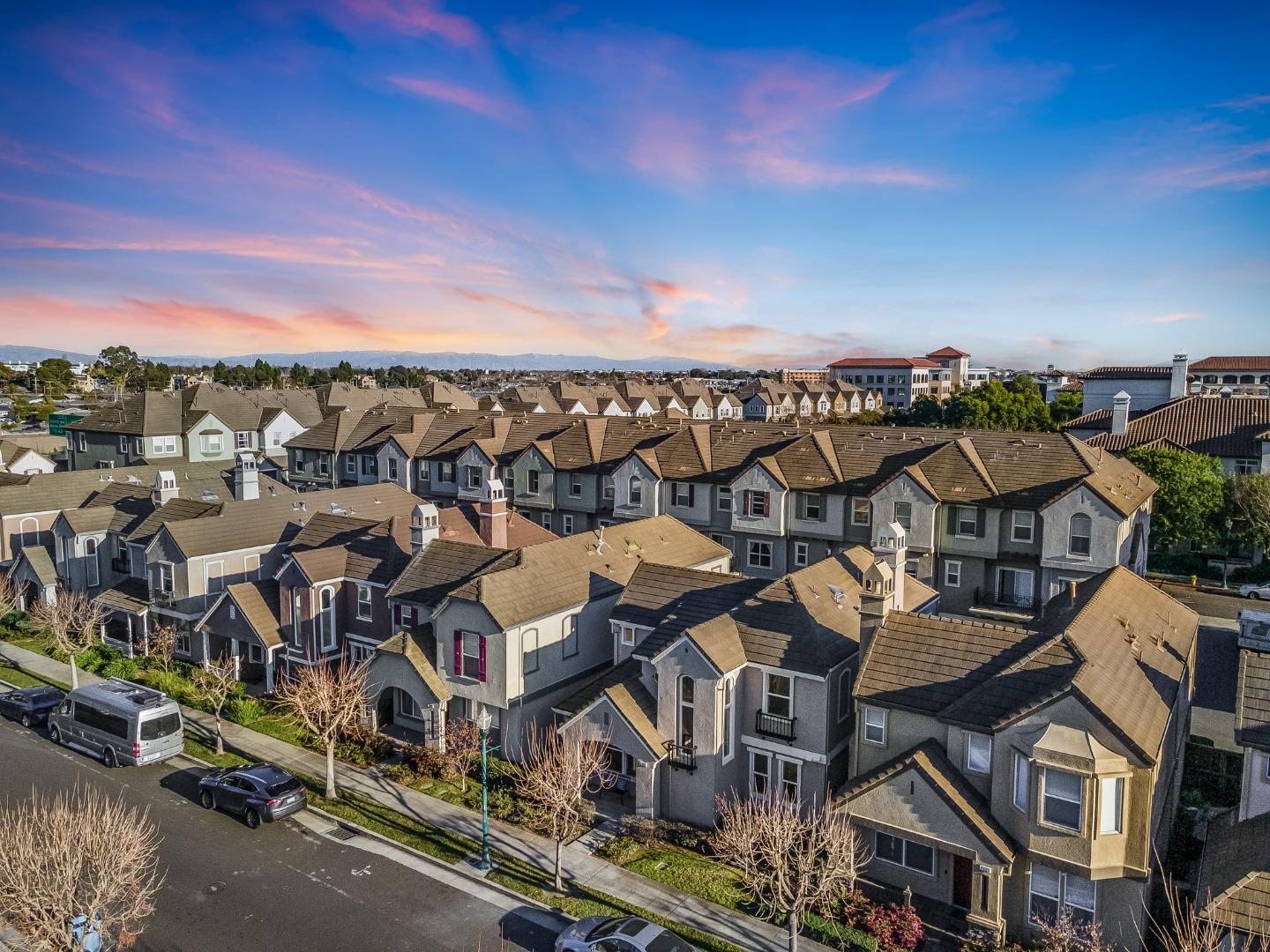 Detail Gallery Image 1 of 1 For 1132 Wayne Way, San Mateo,  CA 94403 - 3 Beds | 2/1 Baths