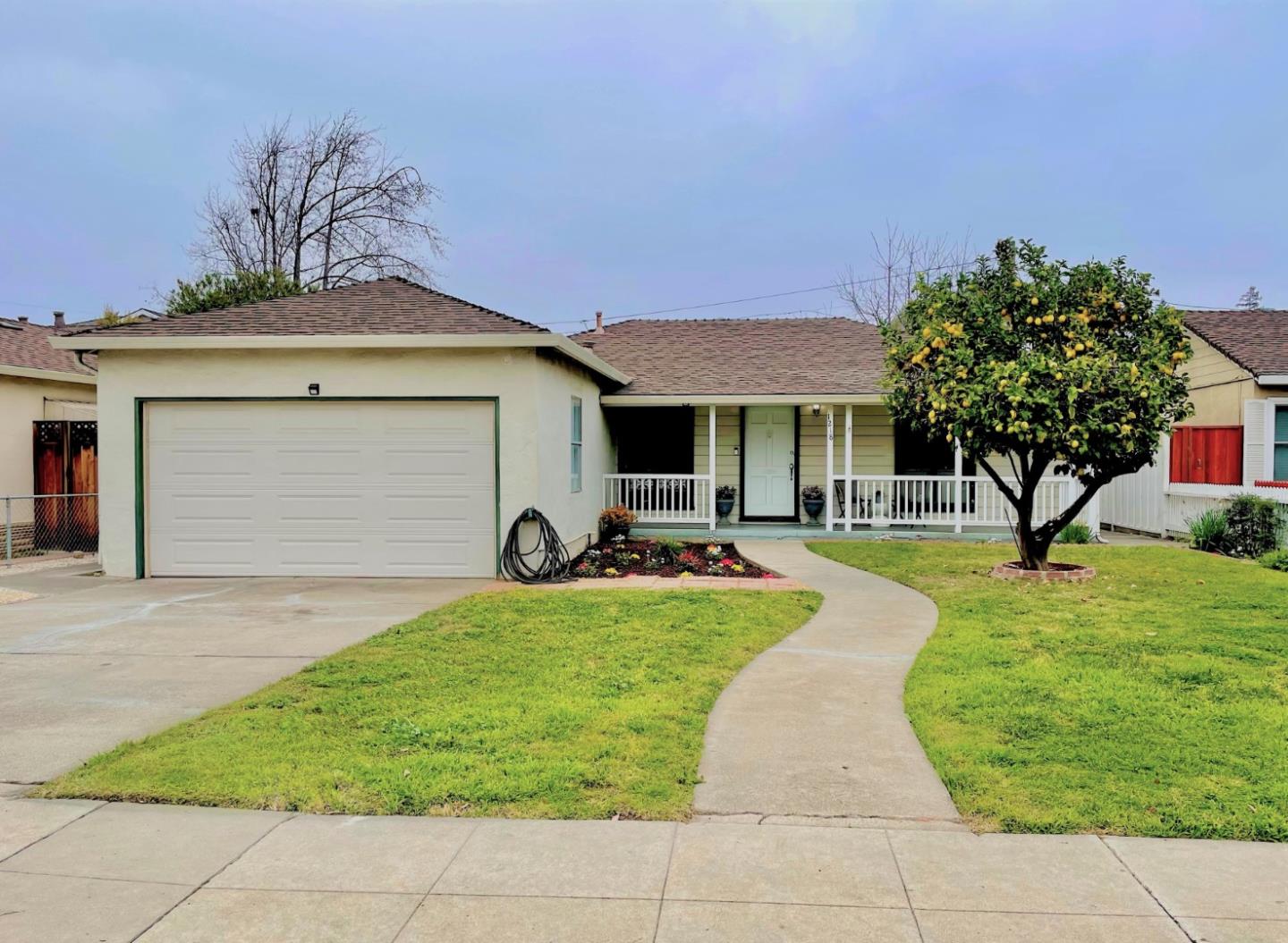 Detail Gallery Image 1 of 1 For 1218 Santa Paula Ave, San Jose,  CA 95110 - 2 Beds | 1 Baths