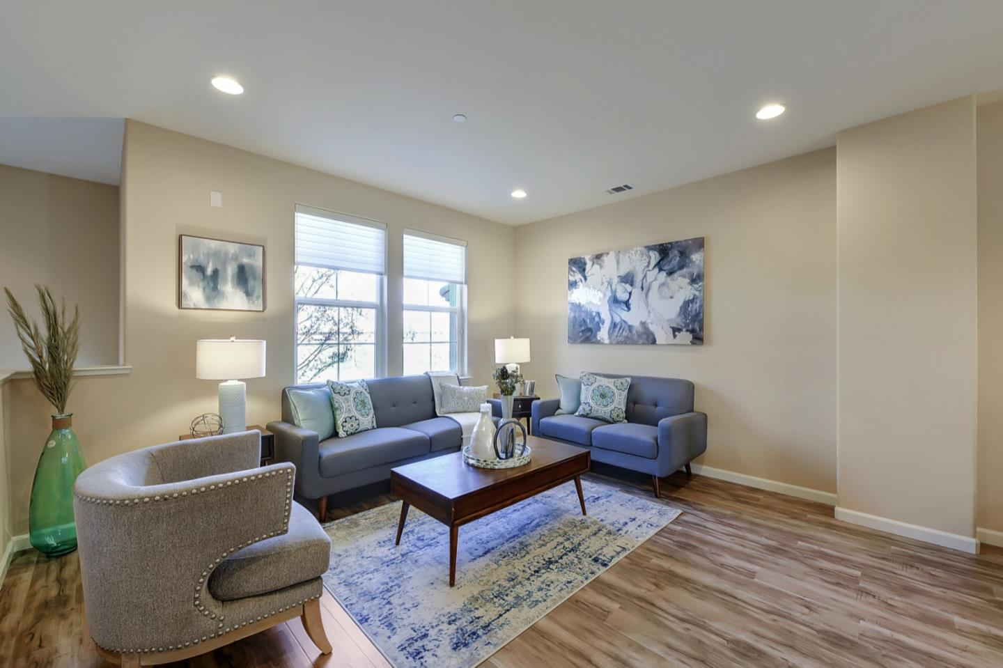 Detail Gallery Image 1 of 1 For 1002 Luz Del Sol Loop, Milpitas,  CA 95035 - 3 Beds | 2/1 Baths