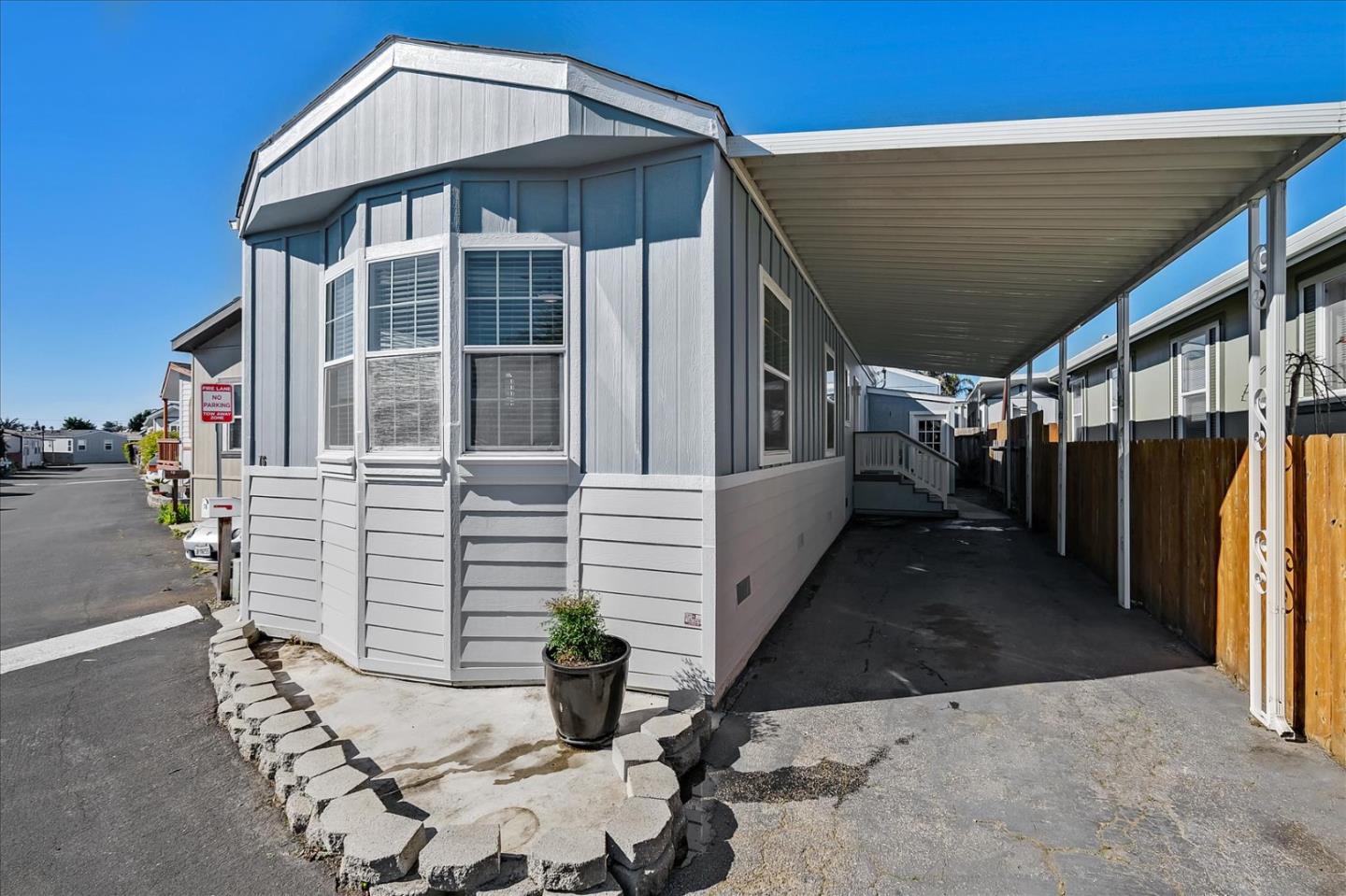 Detail Gallery Image 1 of 1 For 1255 38th #76,  Santa Cruz,  CA 95062 - 2 Beds | 1 Baths