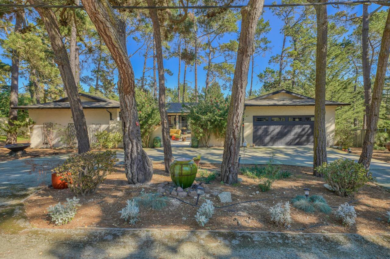 Detail Gallery Image 1 of 1 For 4193 Crest Rd, Pebble Beach,  CA 93953 - 3 Beds | 2 Baths