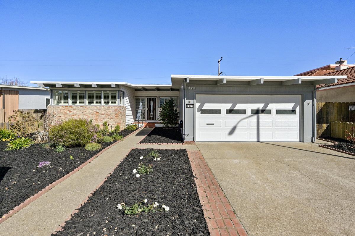 Detail Gallery Image 1 of 1 For 2931 Crestmoor Dr, San Bruno,  CA 94066 - 3 Beds | 2 Baths