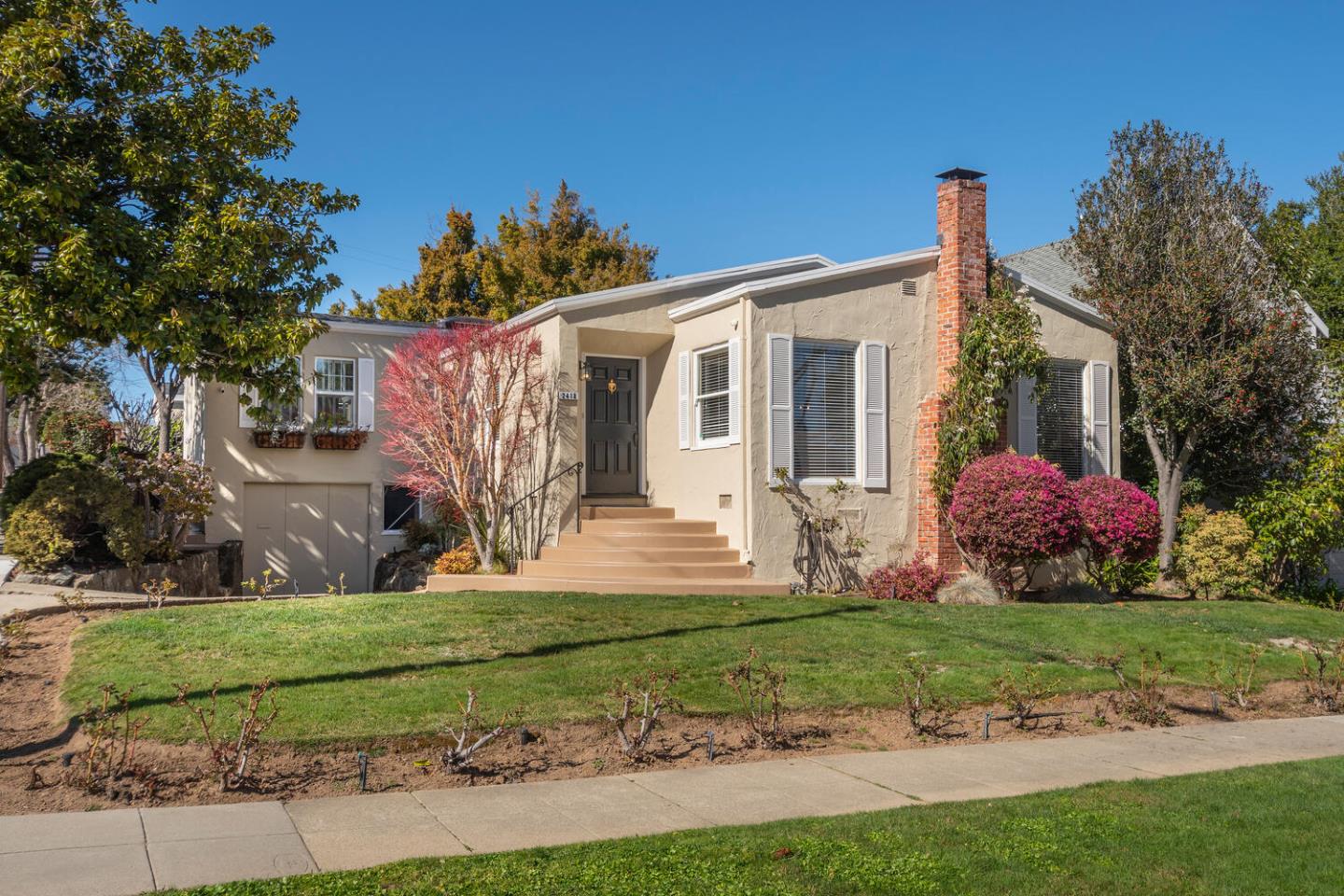 Detail Gallery Image 1 of 1 For 2418 Hillside Dr, Burlingame,  CA 94010 - 3 Beds | 2 Baths