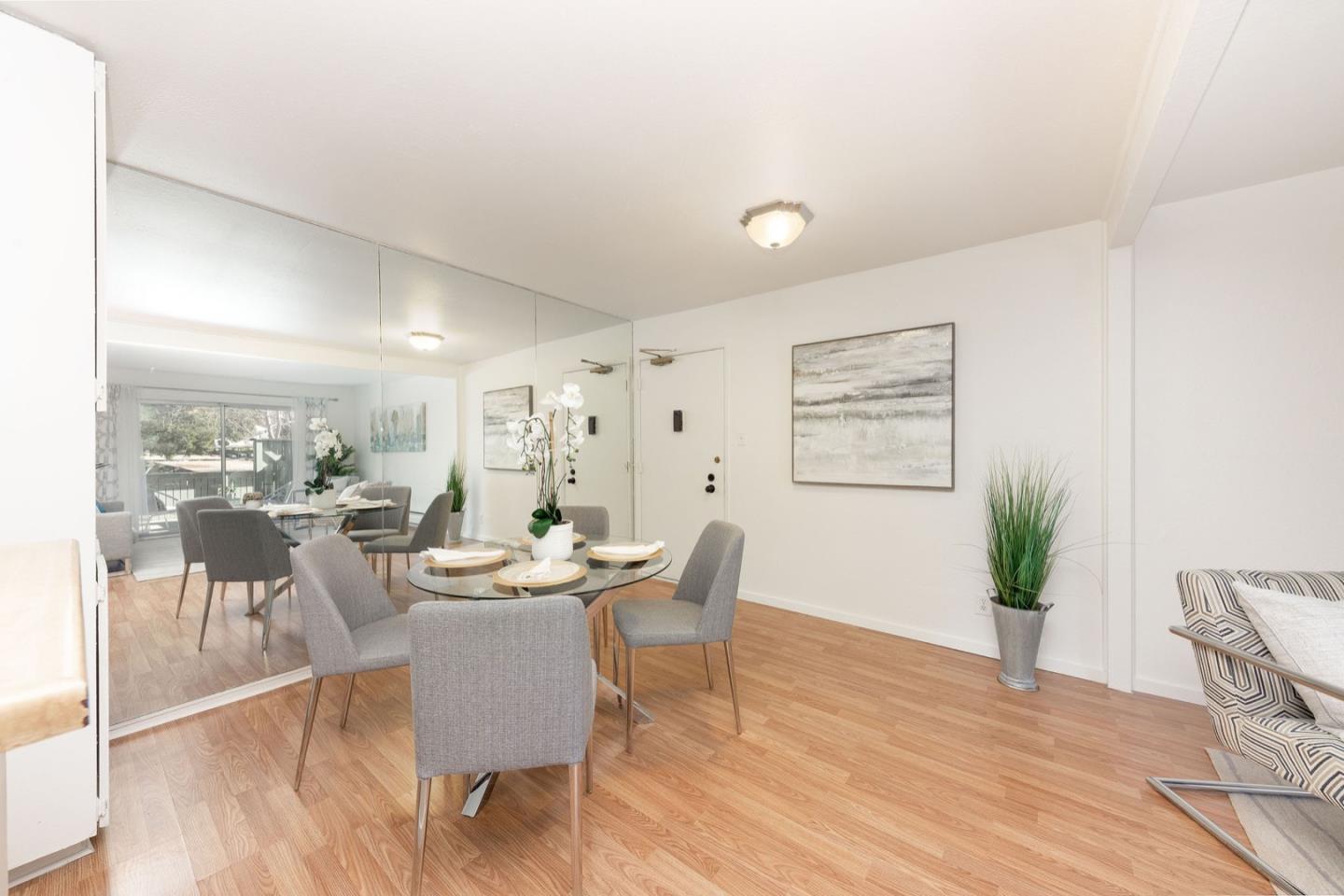 Detail Gallery Image 1 of 1 For 245 Boardwalk Ave #D,  San Bruno,  CA 94066 - 1 Beds | 1 Baths