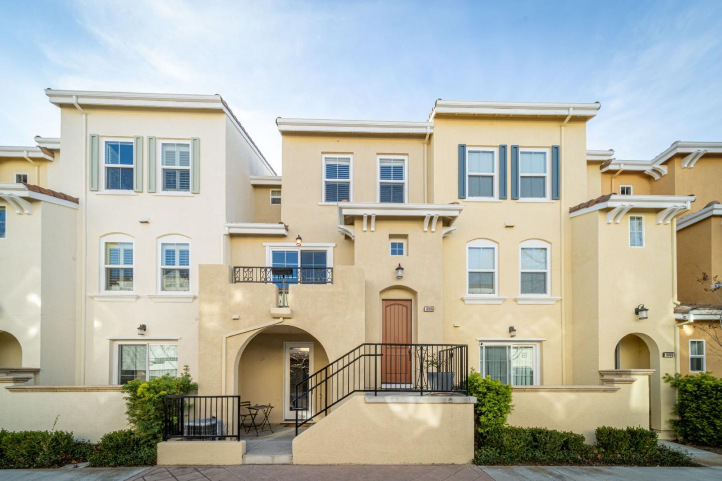 Detail Gallery Image 1 of 1 For 1866 Hillebrant Pl, Santa Clara,  CA 95050 - 2 Beds | 2/1 Baths