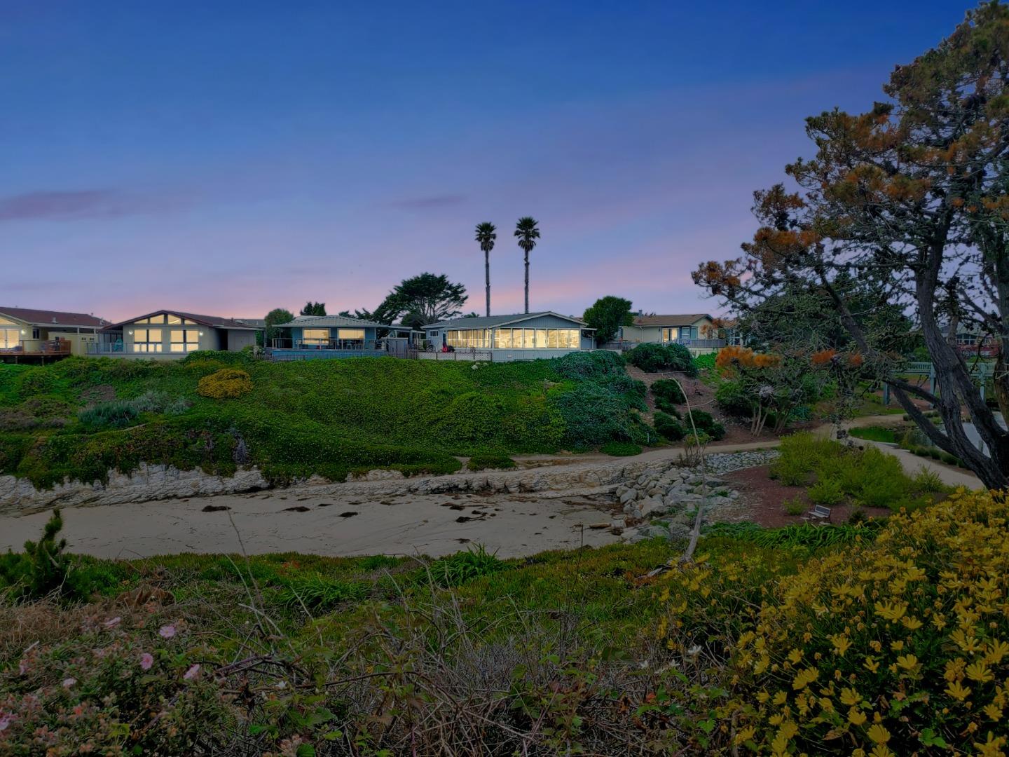 Detail Gallery Image 1 of 1 For 2395 Delaware Ave #69,  Santa Cruz,  CA 95060 - 2 Beds | 2 Baths