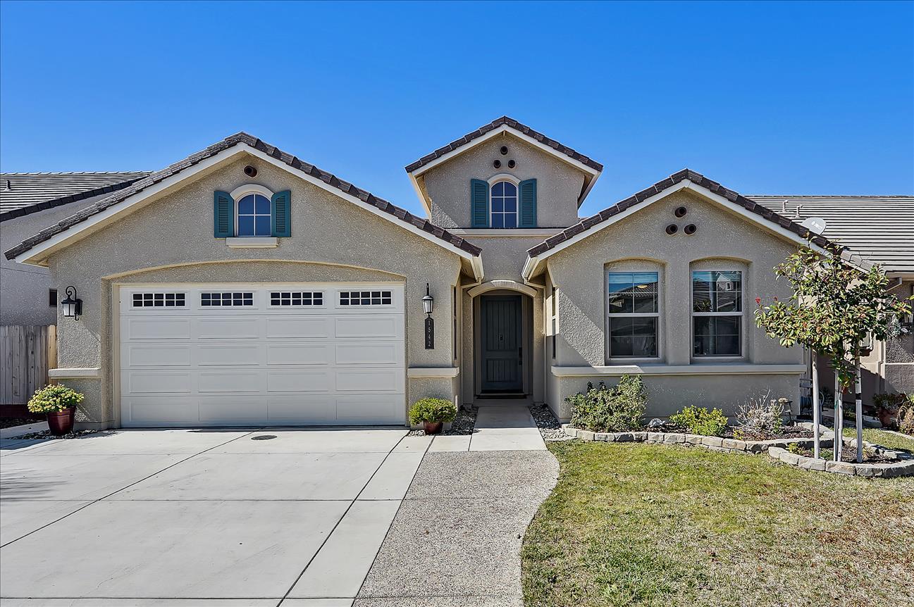 Detail Gallery Image 1 of 1 For 1542 Sunflower Dr, Hollister,  CA 95023 - 3 Beds | 2/1 Baths