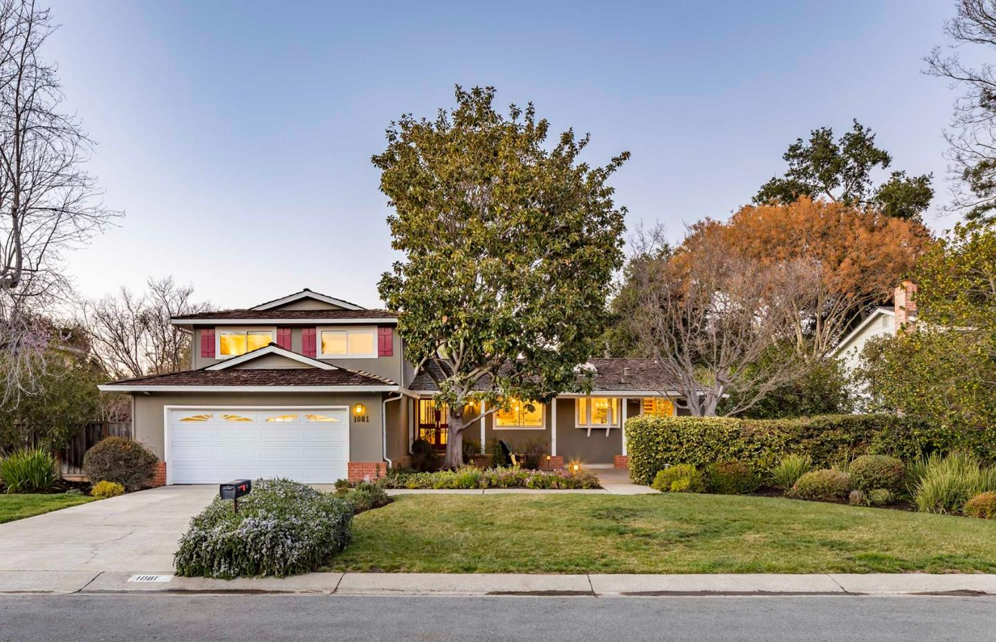 Detail Gallery Image 1 of 1 For 1081 Eastwood Ct, Los Altos,  CA 94024 - 4 Beds | 3 Baths