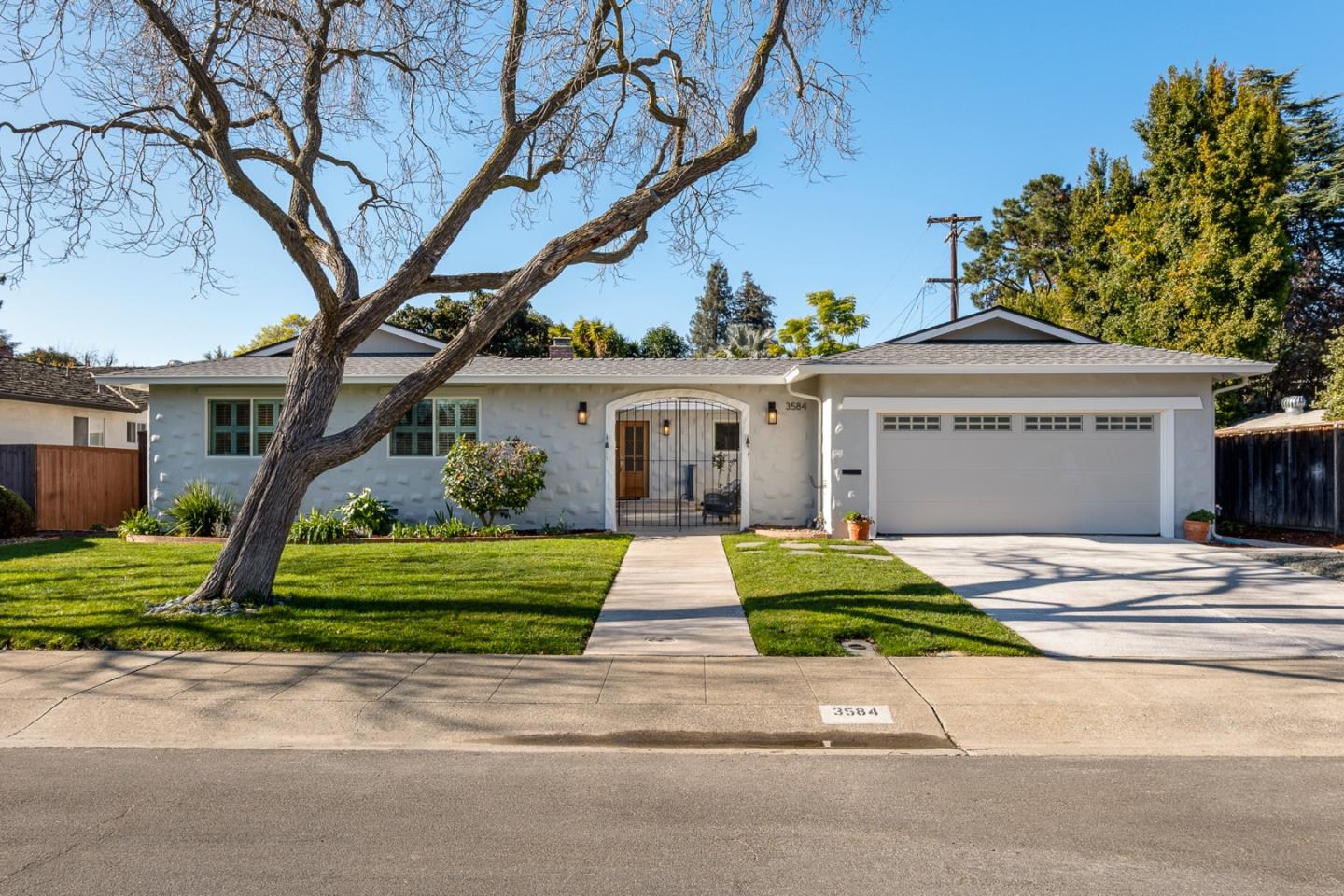 Detail Gallery Image 1 of 1 For 3584 Lupine Ave, Palo Alto,  CA 94303 - 4 Beds | 2/1 Baths