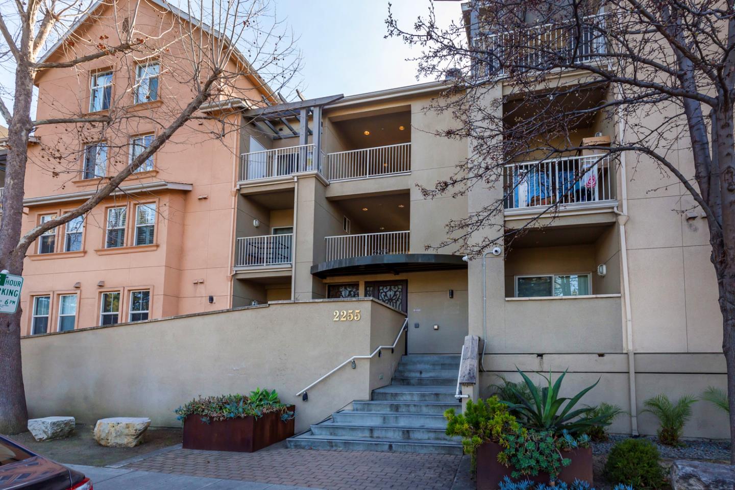 Detail Gallery Image 1 of 1 For 2255 Showers Dr #235,  Mountain View,  CA 94040 - 2 Beds | 2 Baths