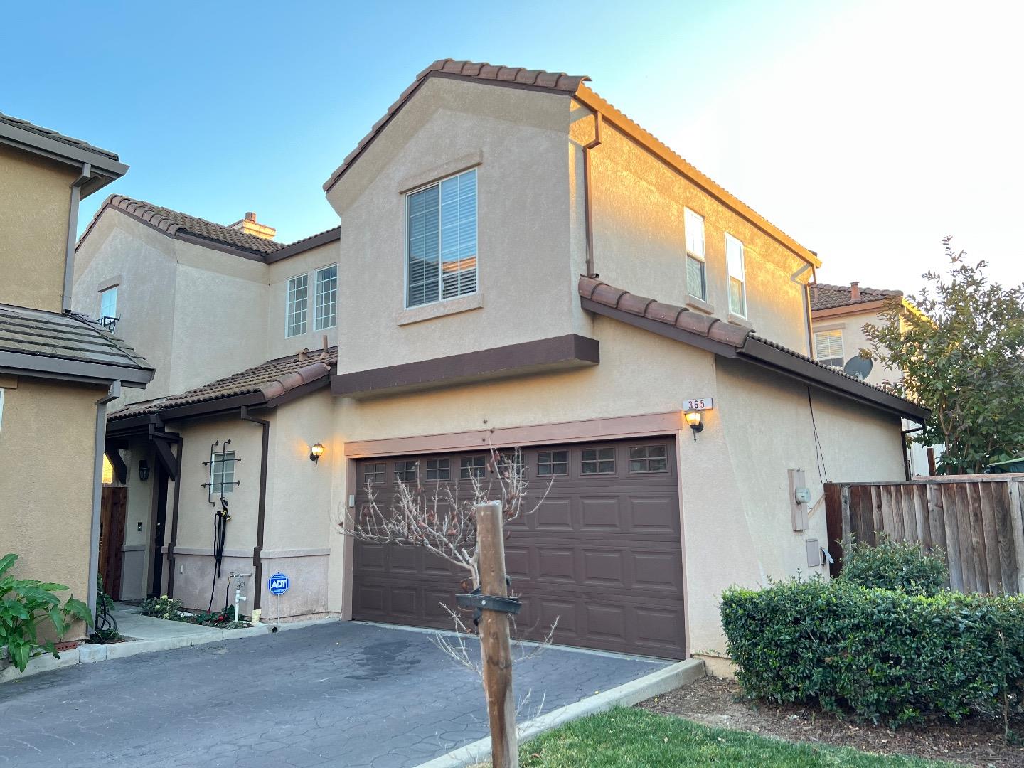 Detail Gallery Image 1 of 1 For 365 Craftsman Ct, San Jose,  CA 95116 - 3 Beds | 2/1 Baths