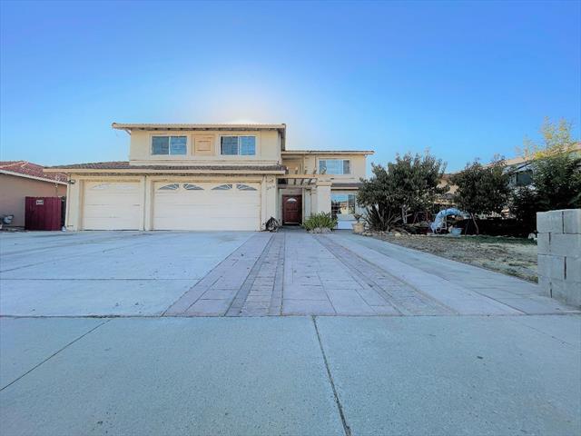 Detail Gallery Image 1 of 1 For 2471 Glen Angus Way, San Jose,  CA 95148 - 4 Beds | 2/1 Baths