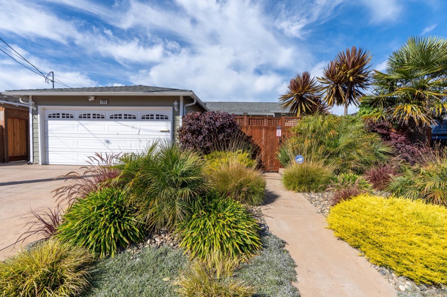 Detail Gallery Image 1 of 1 For 1180 Peralta Rd, Pacifica,  CA 94044 - 3 Beds | 1 Baths